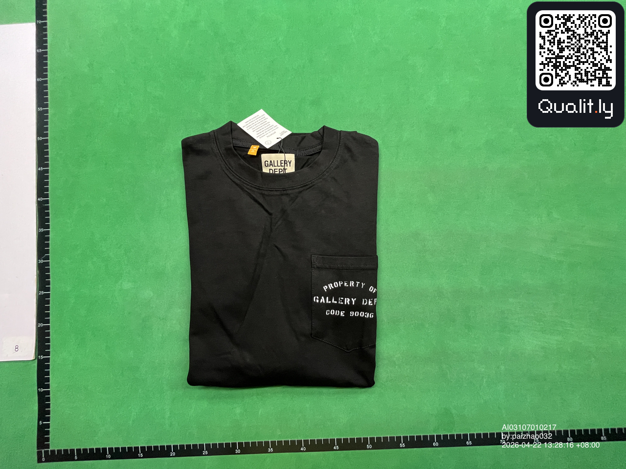 T-shirt — QC-foto 1 av 32