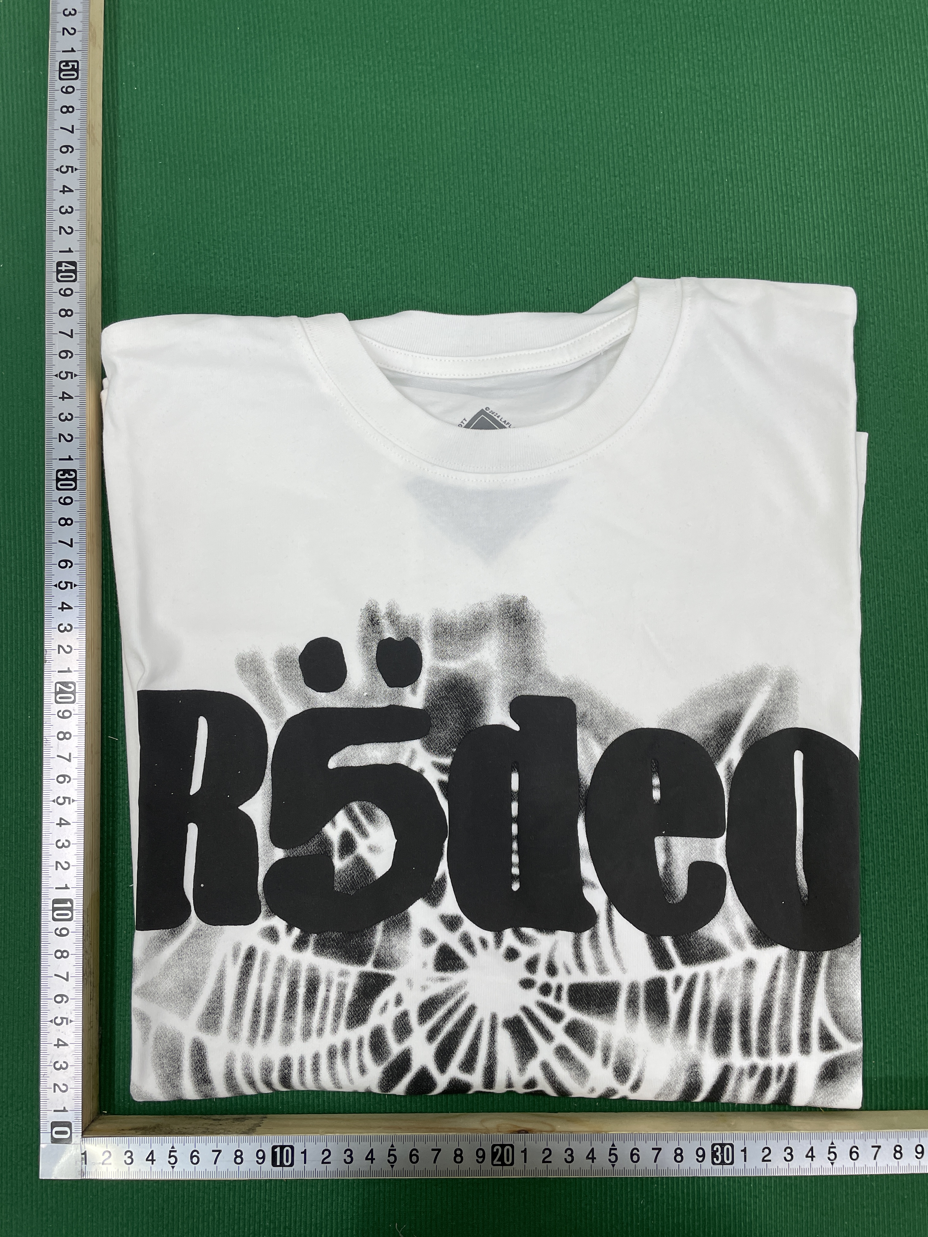 T-shirt — foto QC 1 di 55