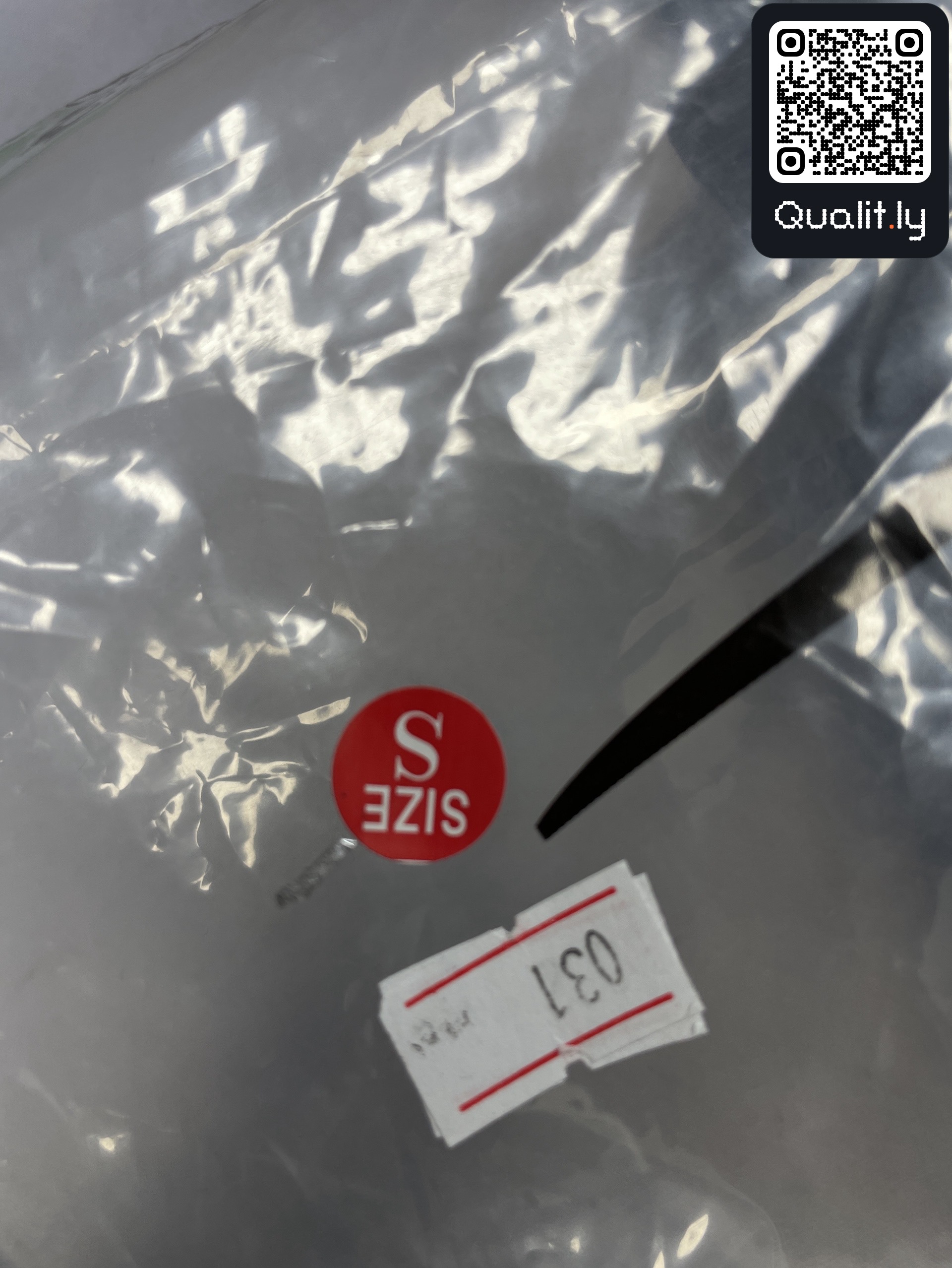 Hanorac cu glugă — fotografie QC 1 din 133