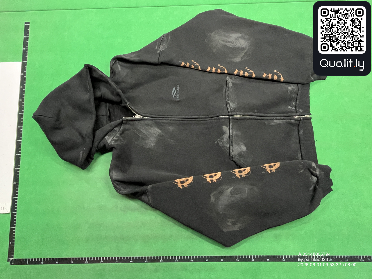 Hoodie — QC-foto 3 av 12