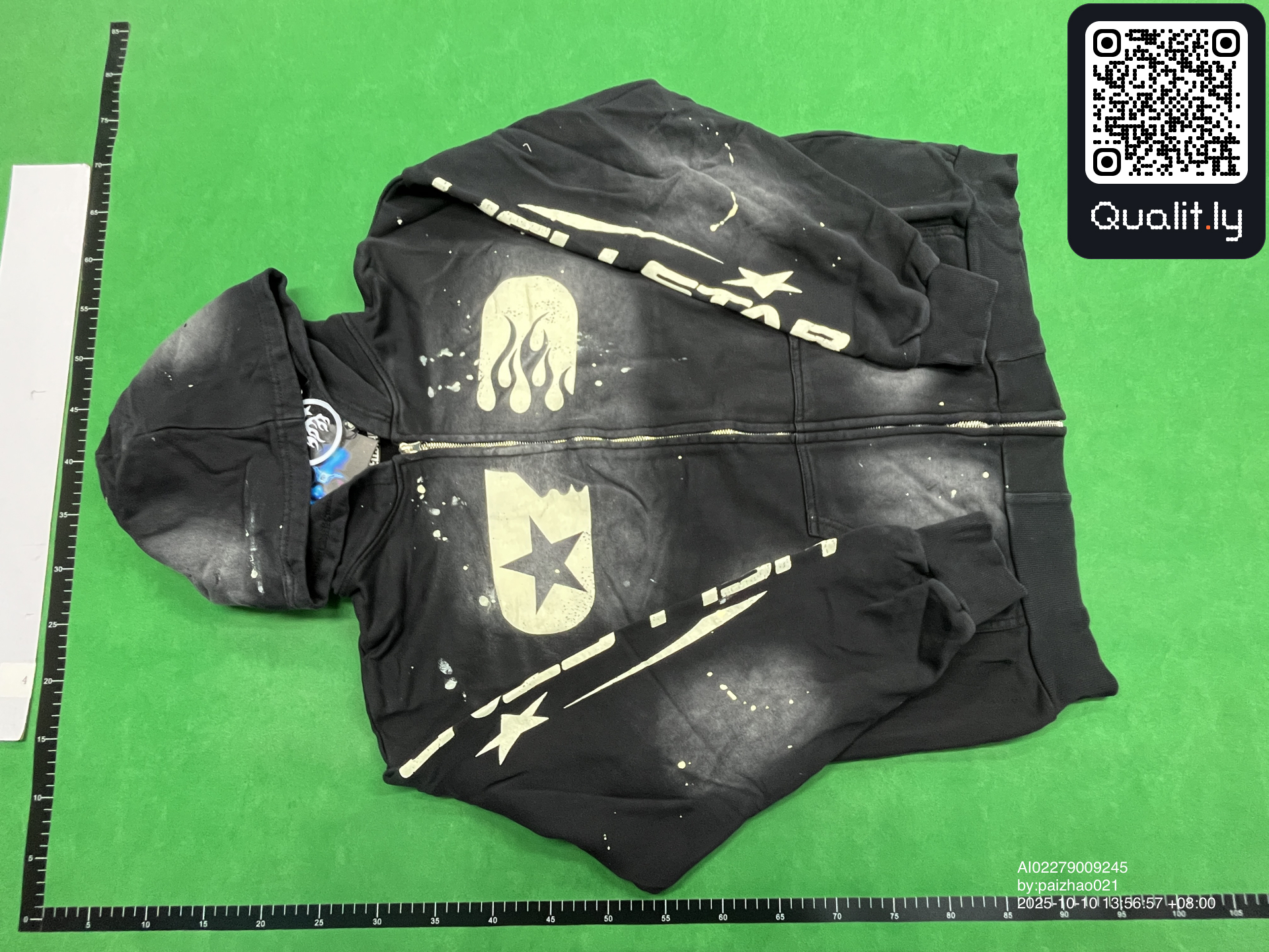 Hoodie — QC-foto 3 av 8