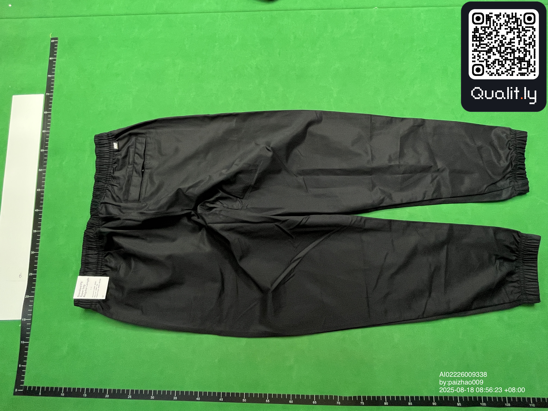Pants QC photo 2 of 42