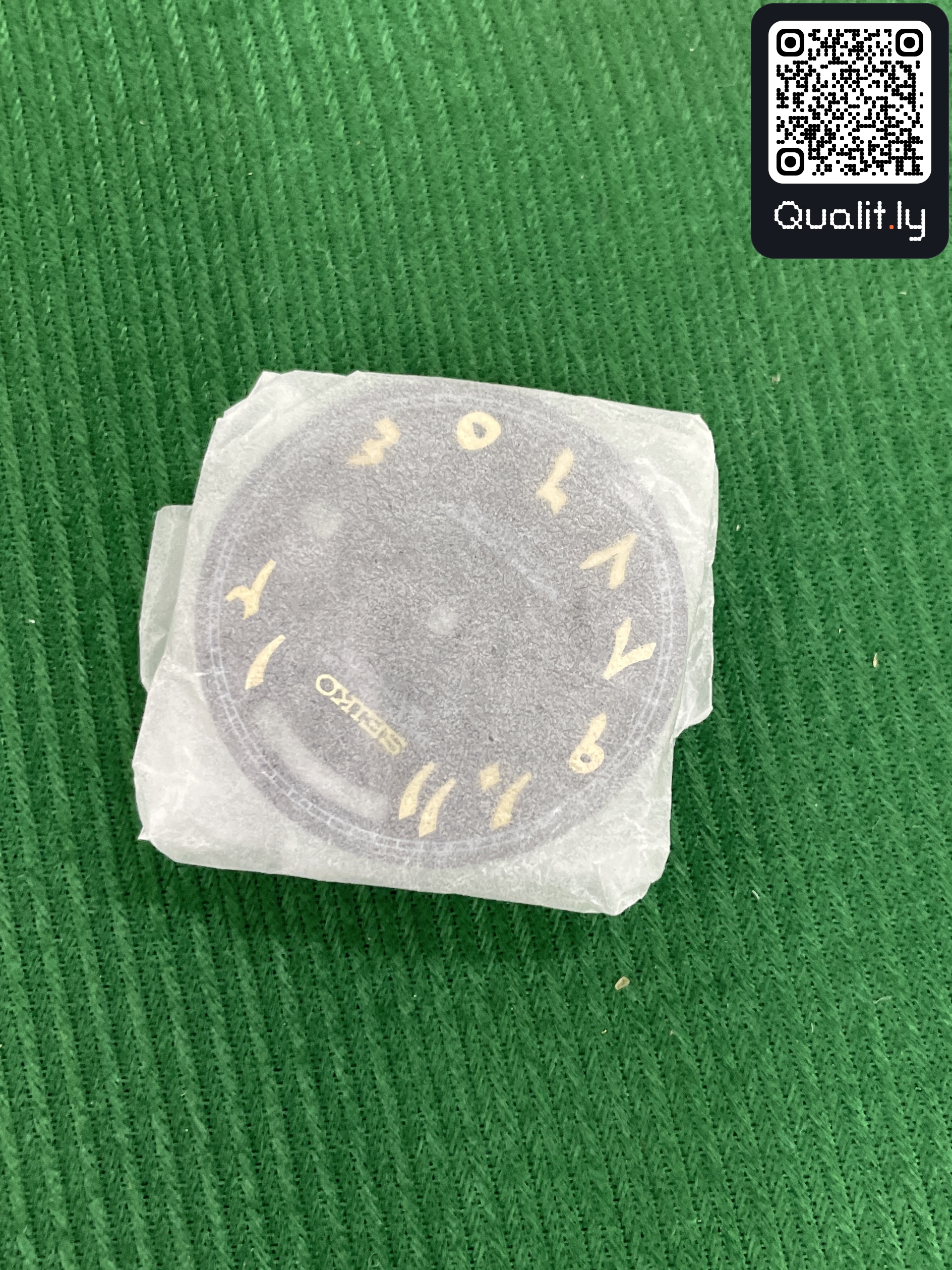 Uhr — QC-Foto 1 von 52