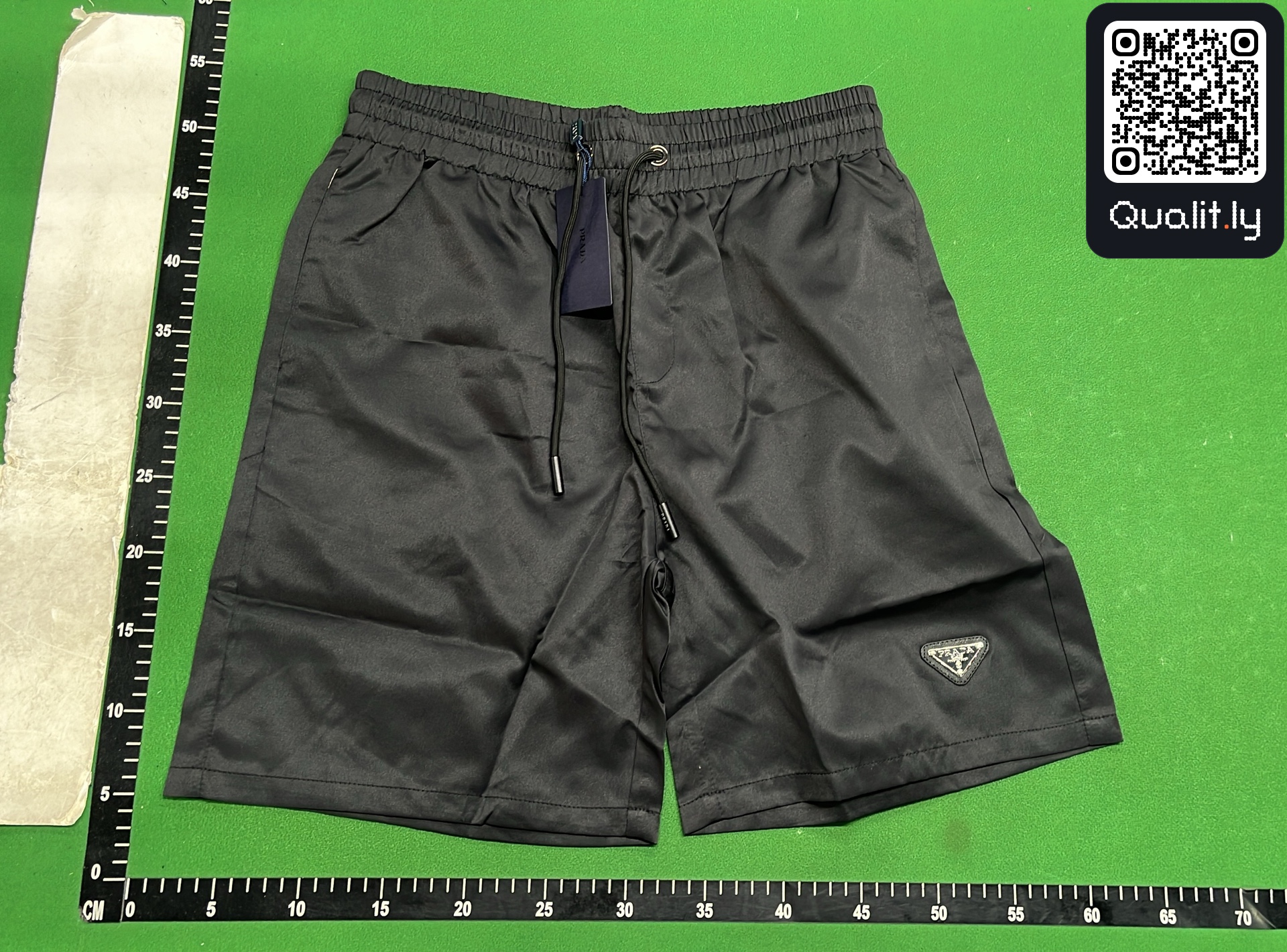 短裤 QC 照片 2 / 26