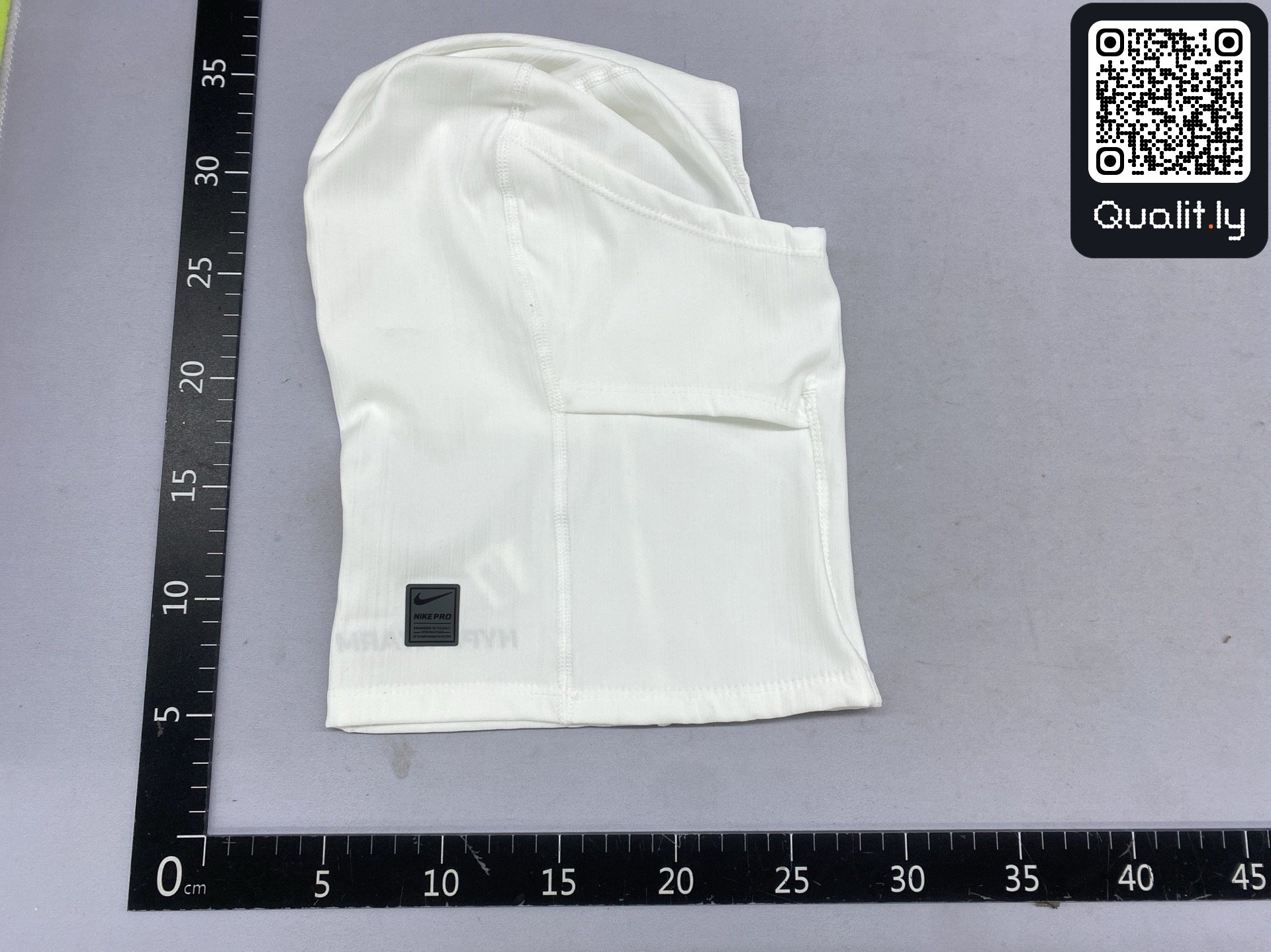 Foto QC 3 di 83