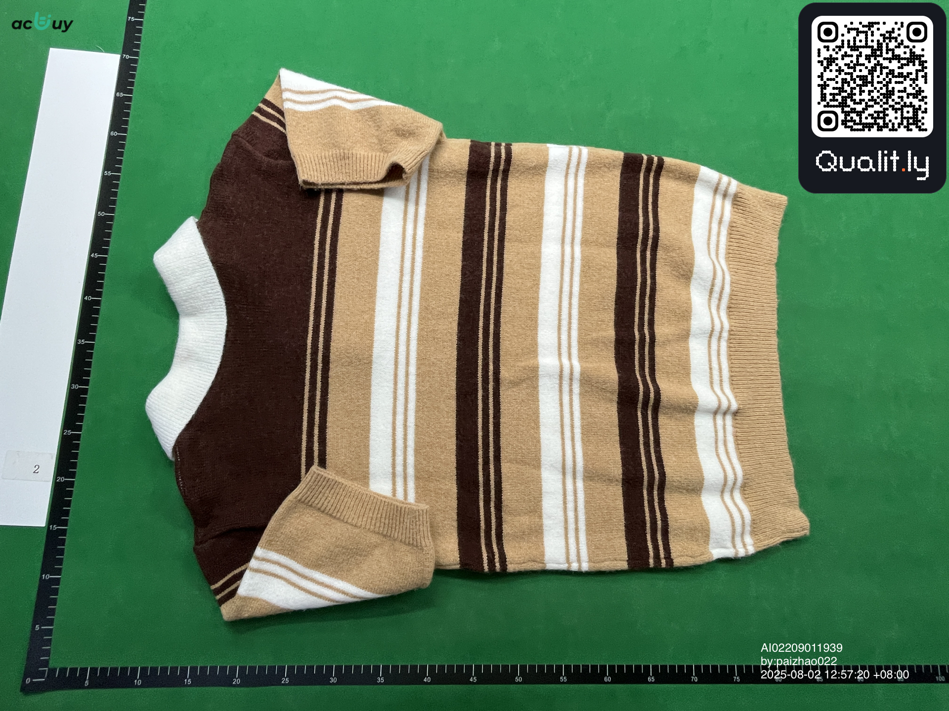 Foto QC 2 di 8