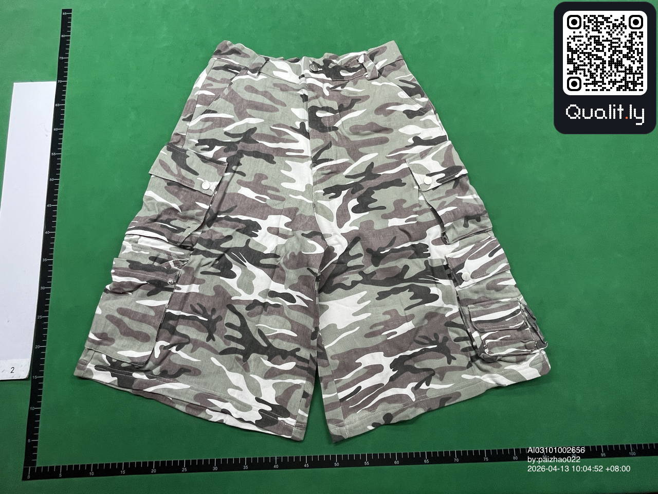 Pantalón corto — foto QC 3 de 12