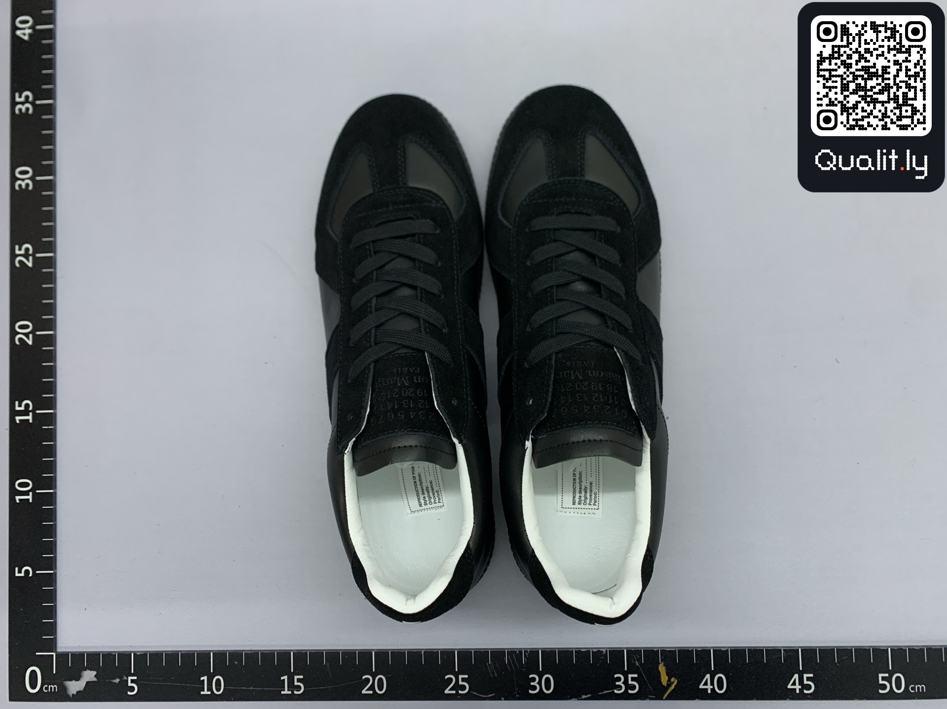 球鞋 QC 照片 2 / 162