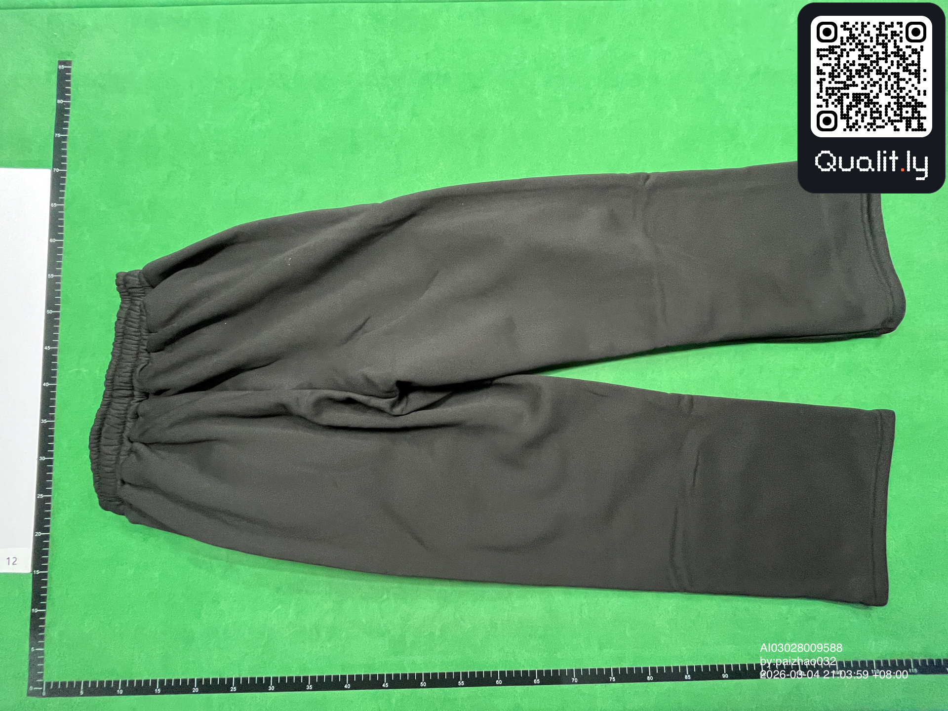 Pantalon — photo QC 2 sur 8