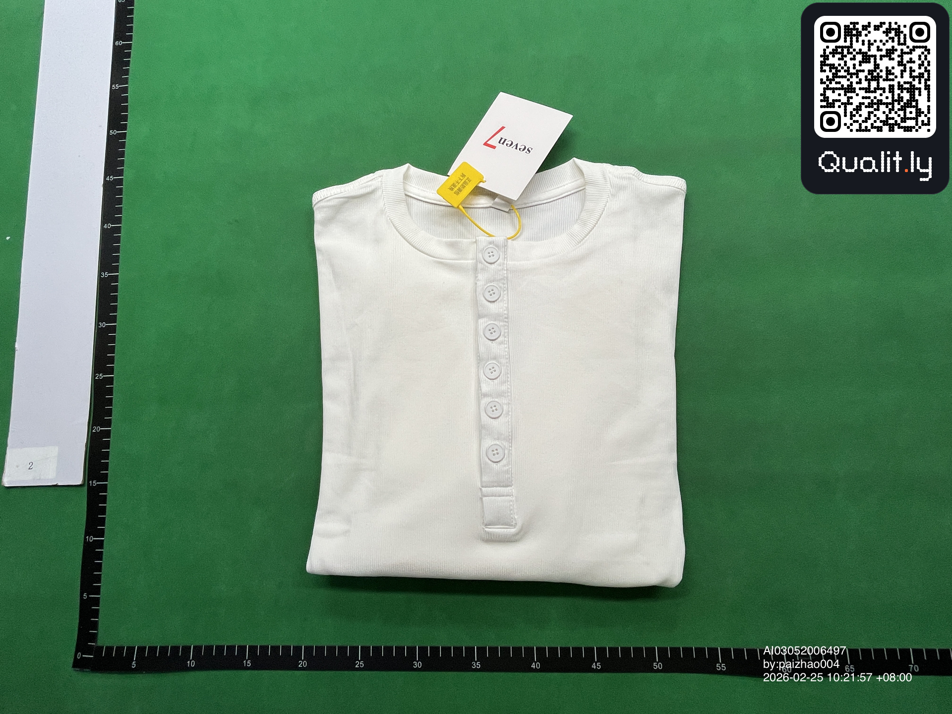 T恤 QC 照片 1 / 17