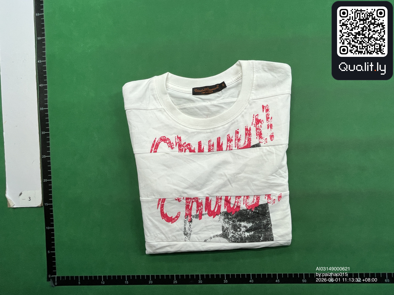 T-shirt — foto QC 1 de 10
