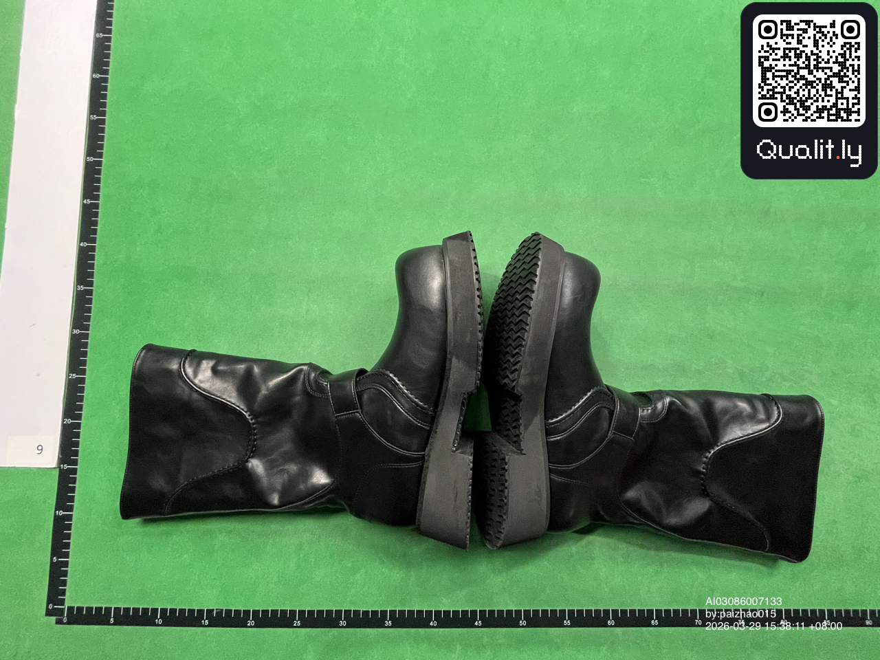 Botas — foto QC 3 de 6