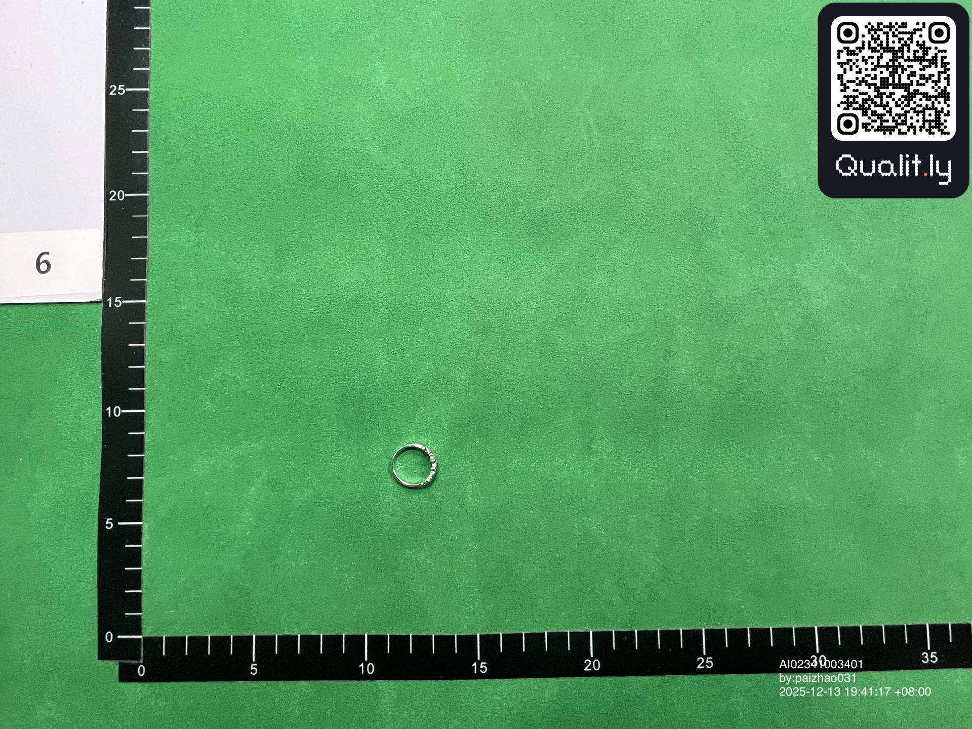 Schmuck — QC-Foto 1 von 13