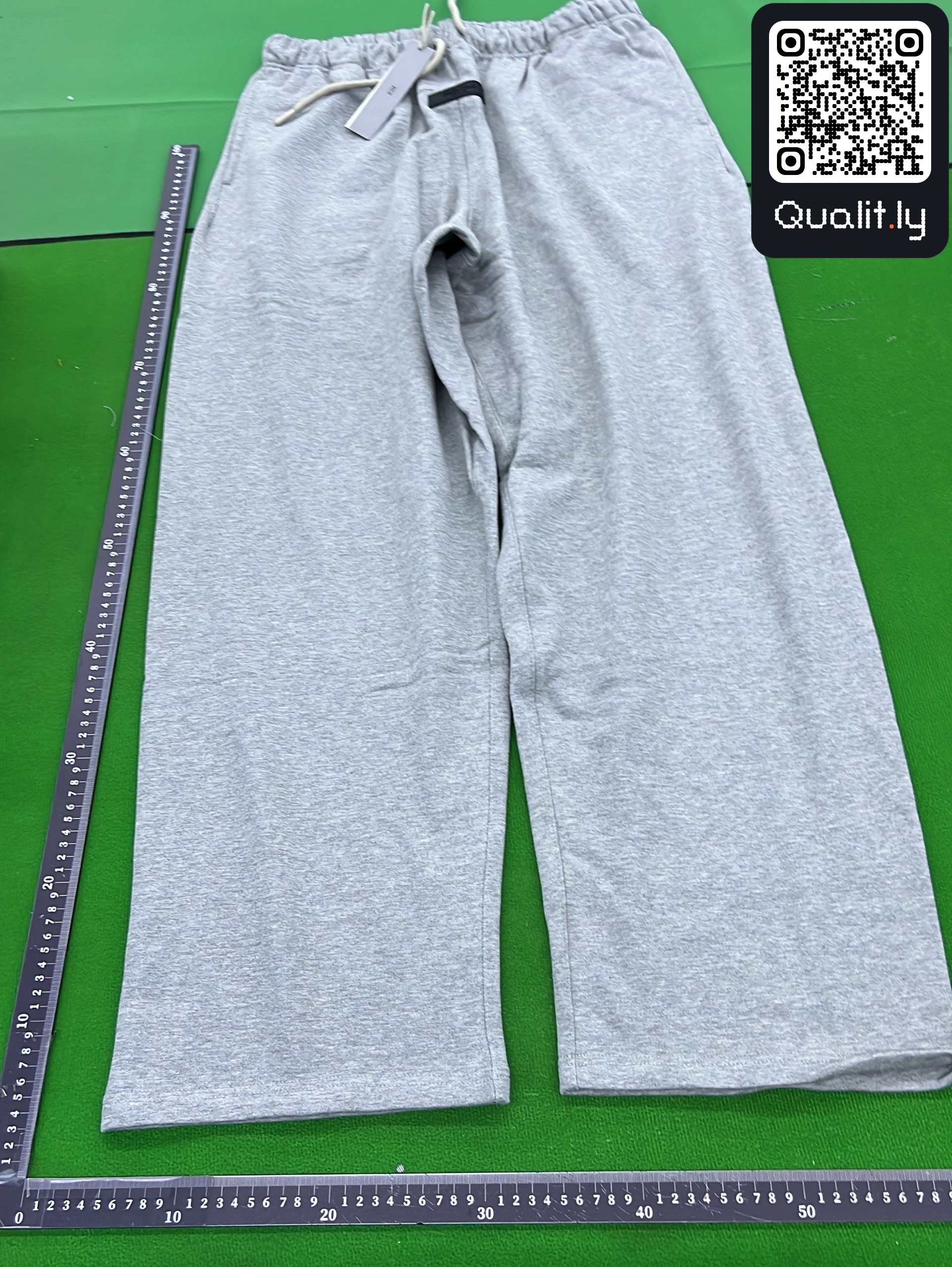 Pantaloni — foto QC 3 di 18