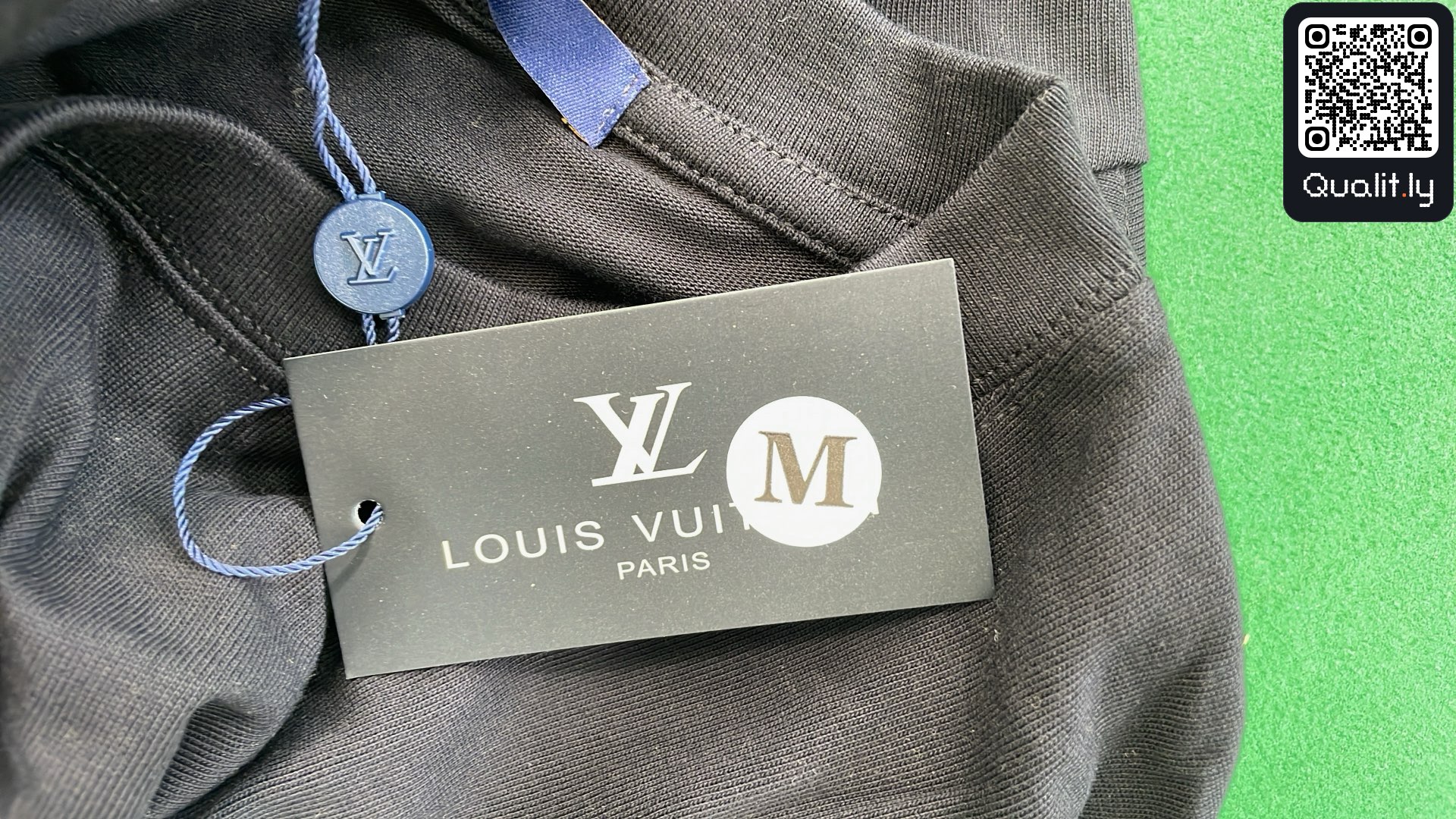 T-Shirt — QC-Foto 1 von 40