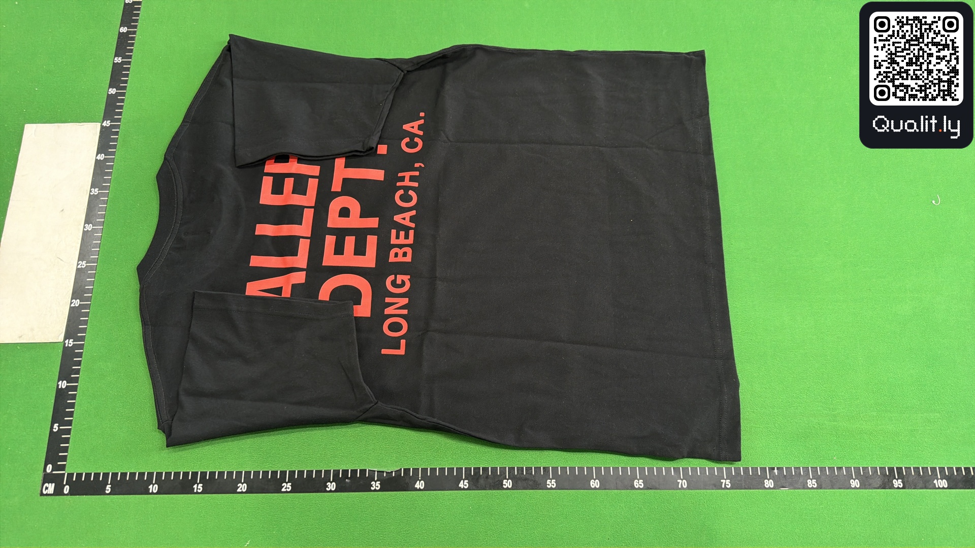 T-shirt QC photo 3 of 304