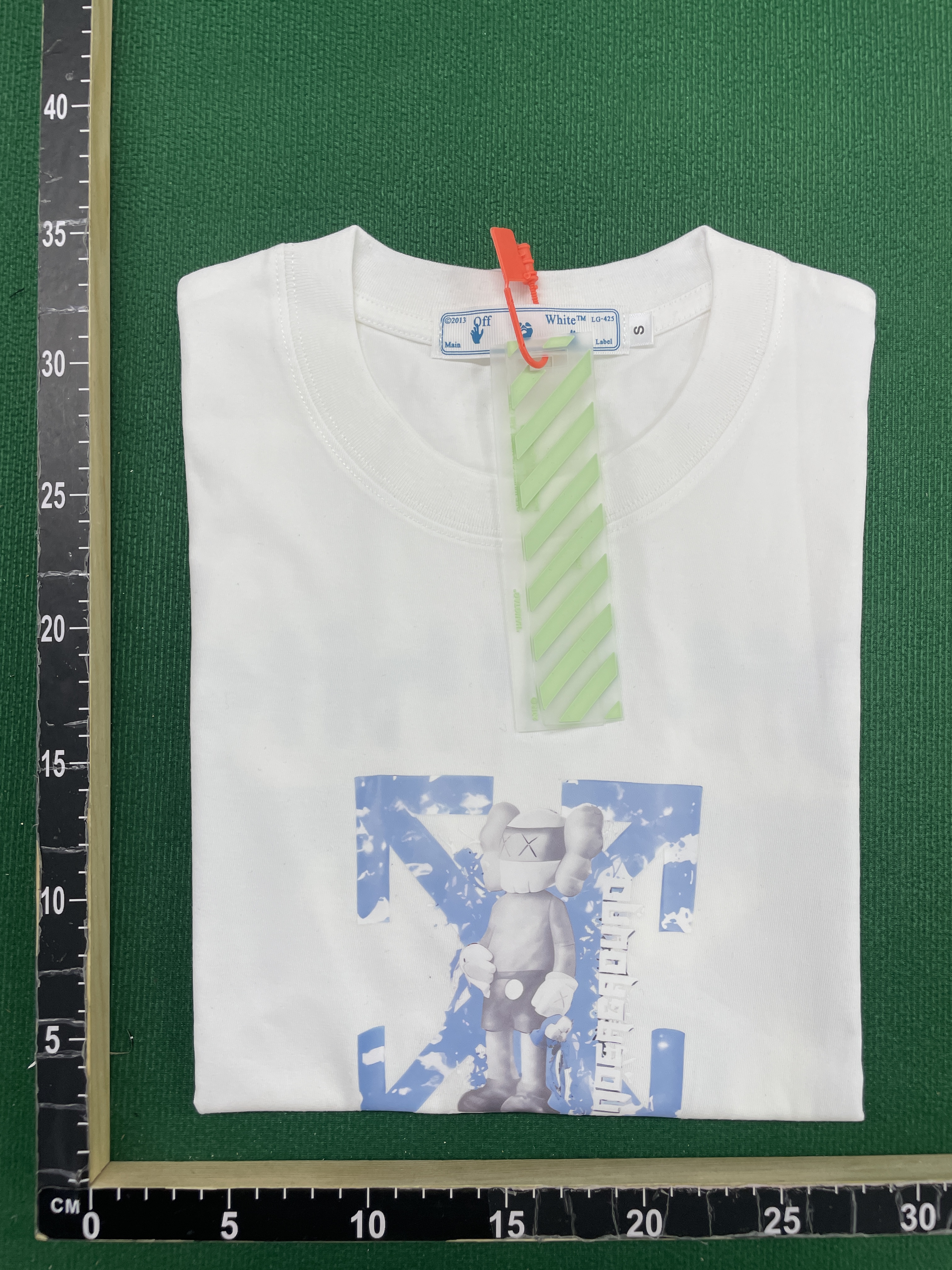 T-shirt QC photo 1 of 18