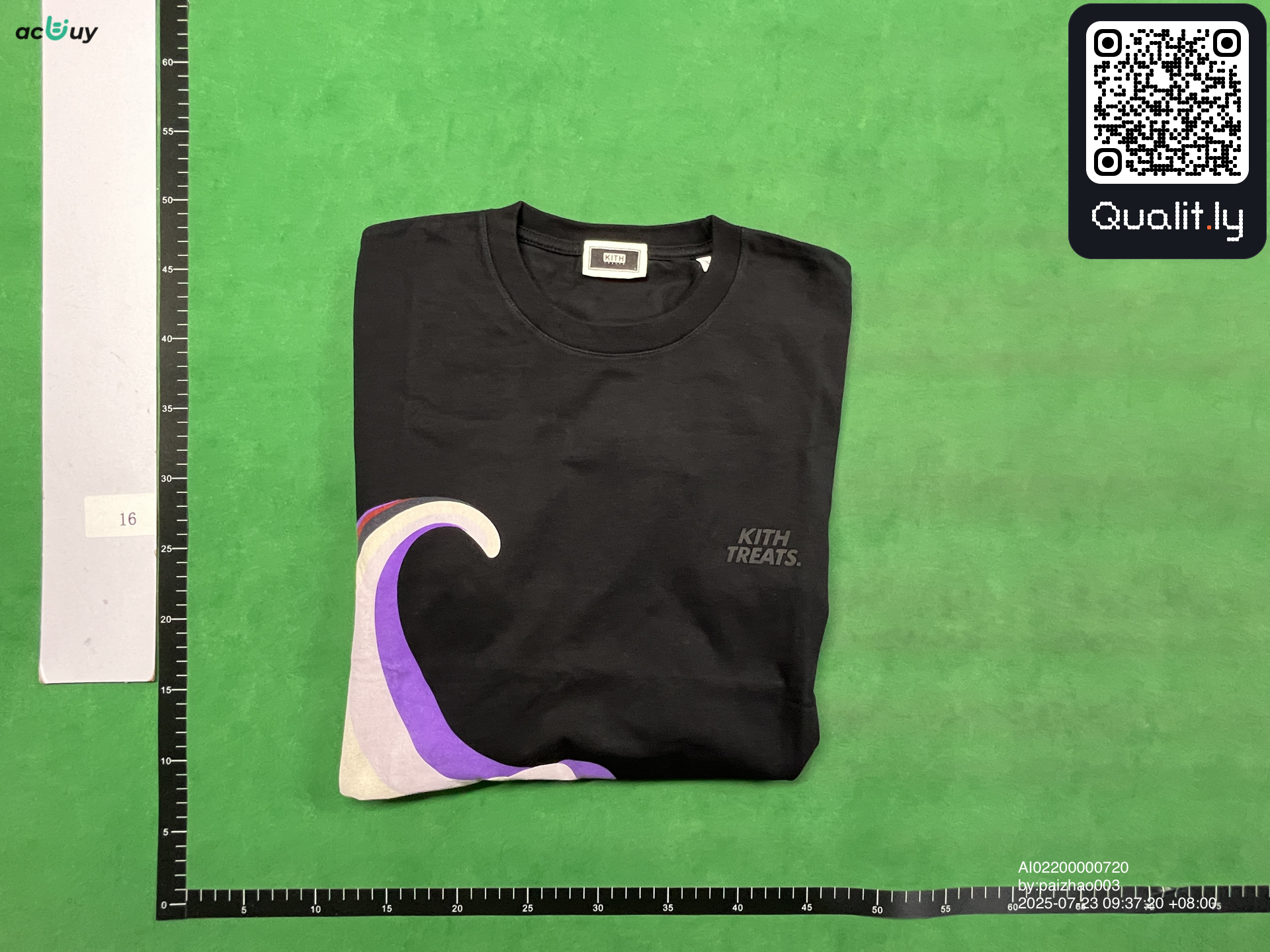 Tricou — fotografie QC 1 din 8