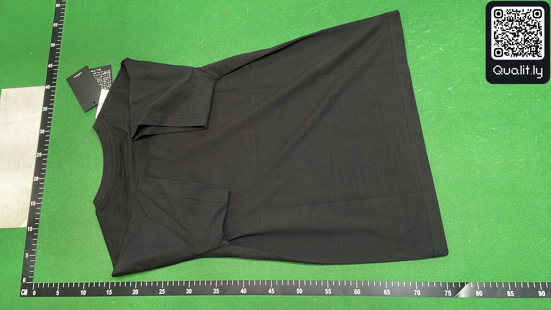 T-shirt — foto QC 3 di 8