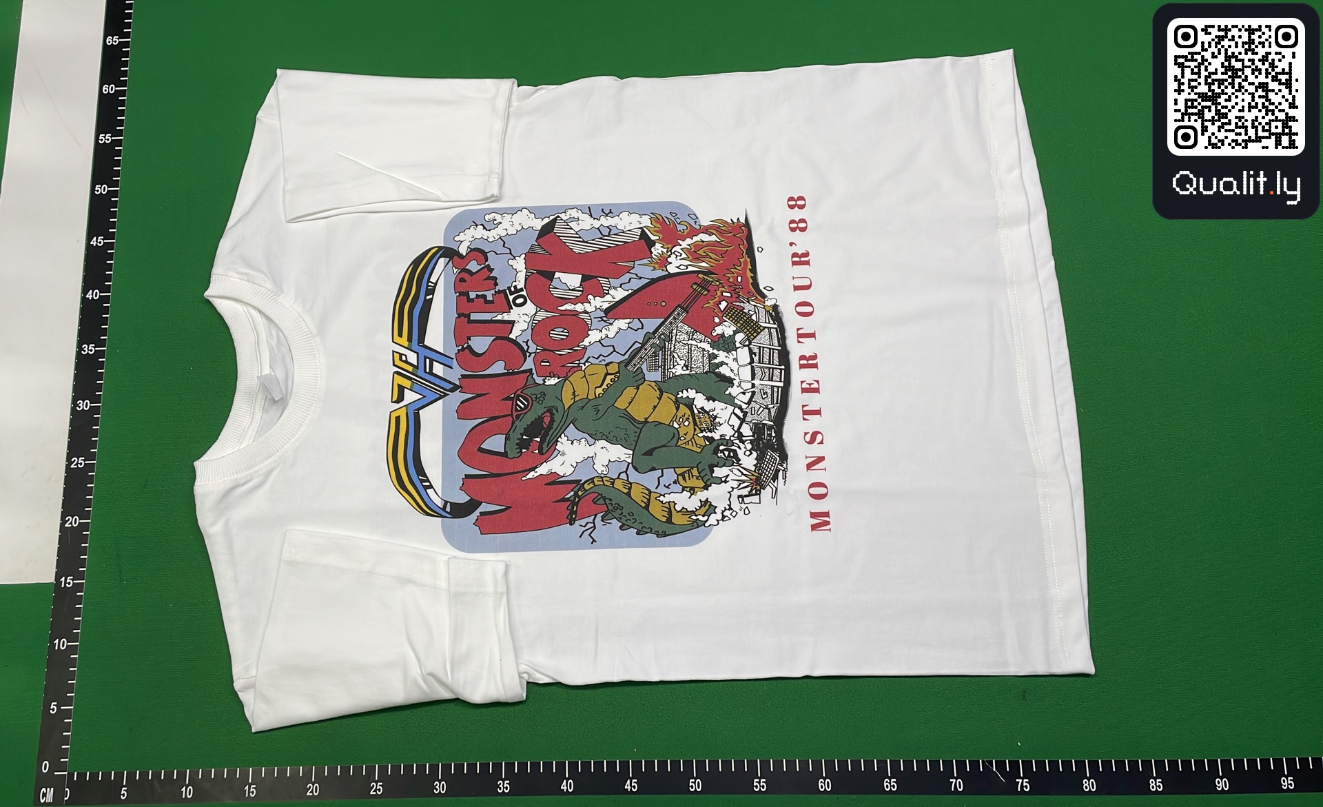 Camiseta — foto QC 2 de 8