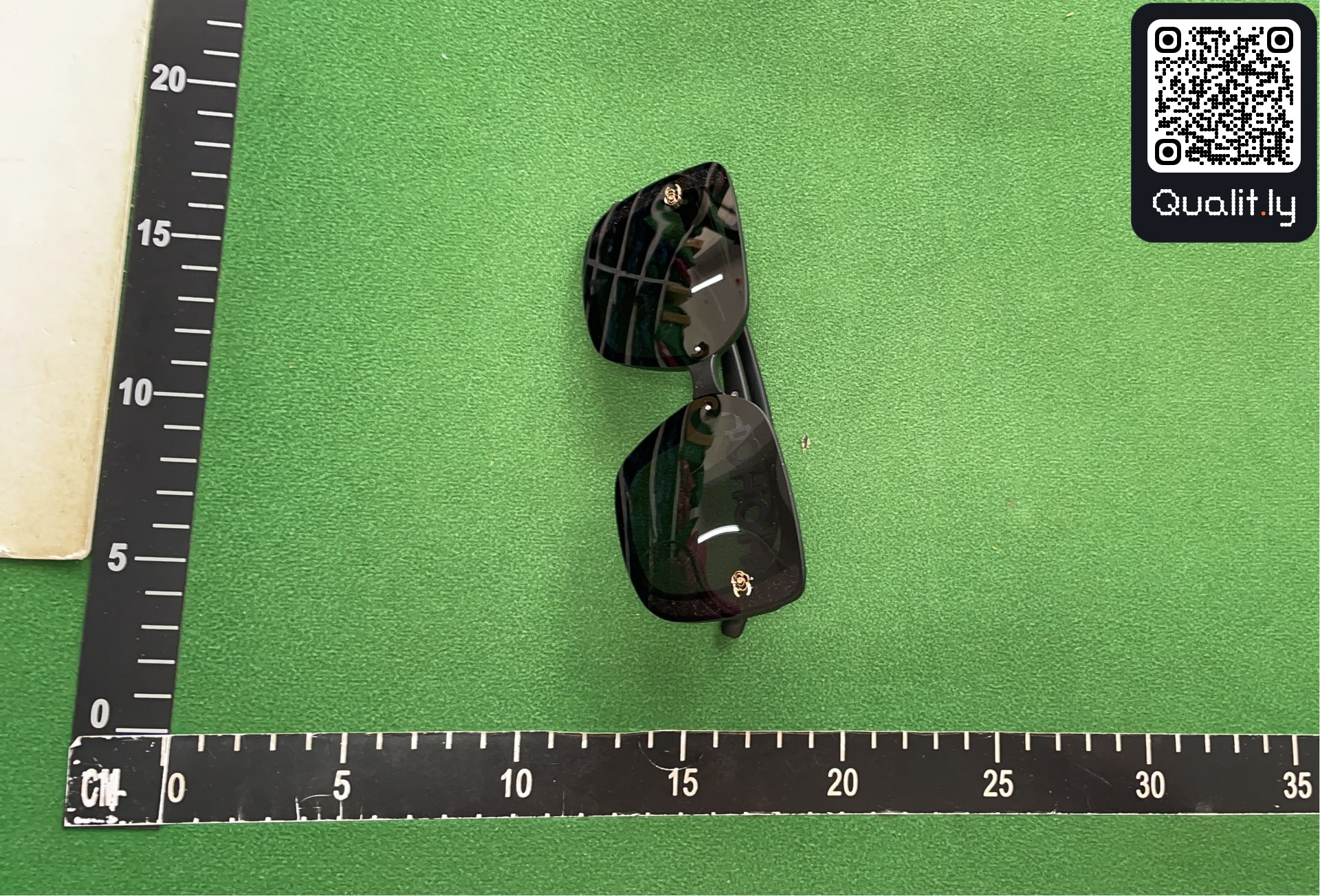 Sunglasses QC photo 3 of 3