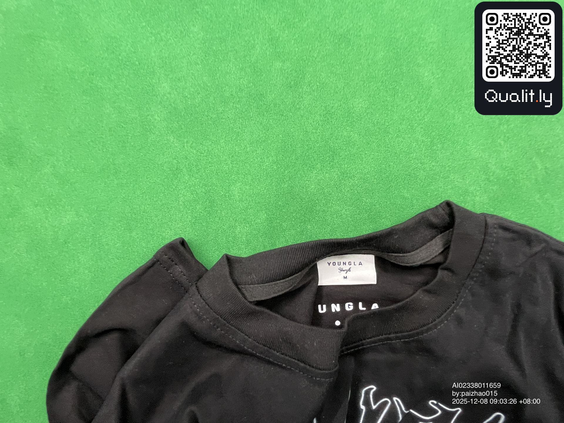 Camiseta — foto QC 1 de 10