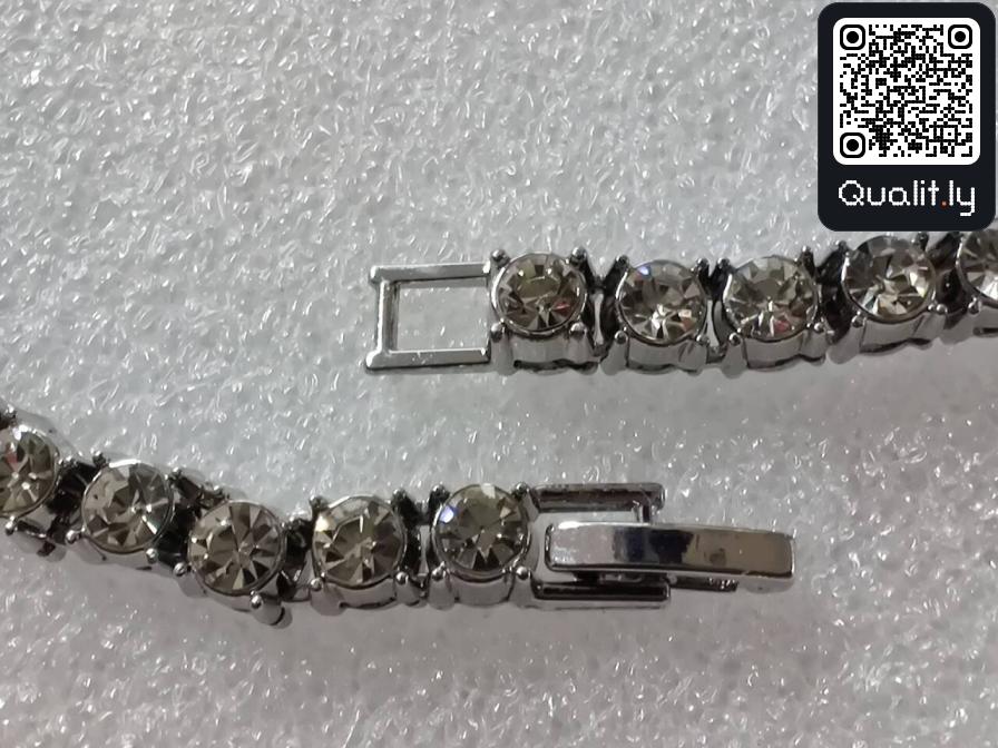 Jewelry QC photo 1 of 12