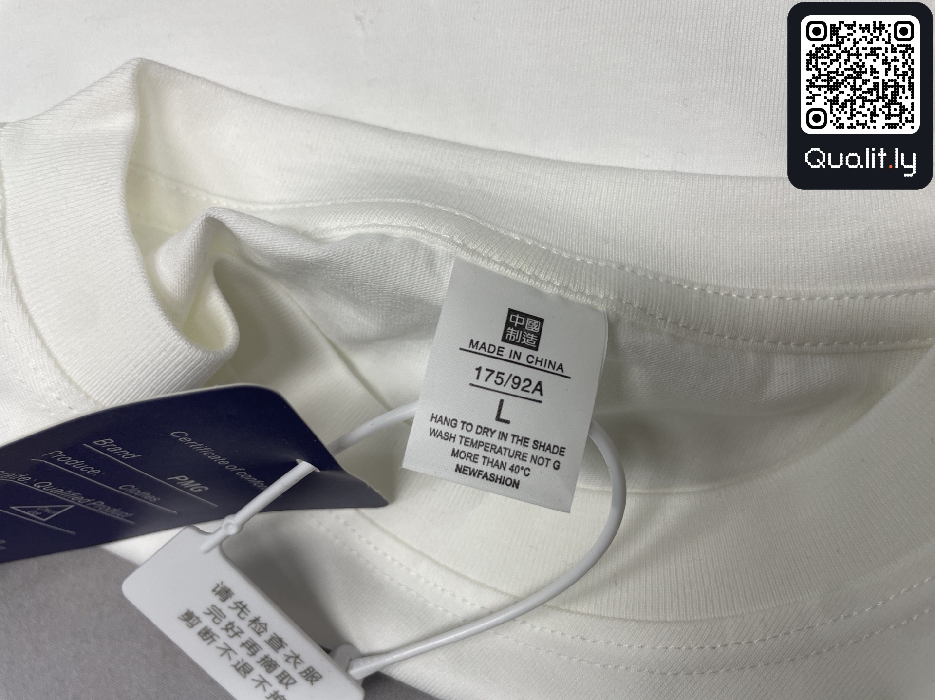 T-shirt — foto QC 1 de 4