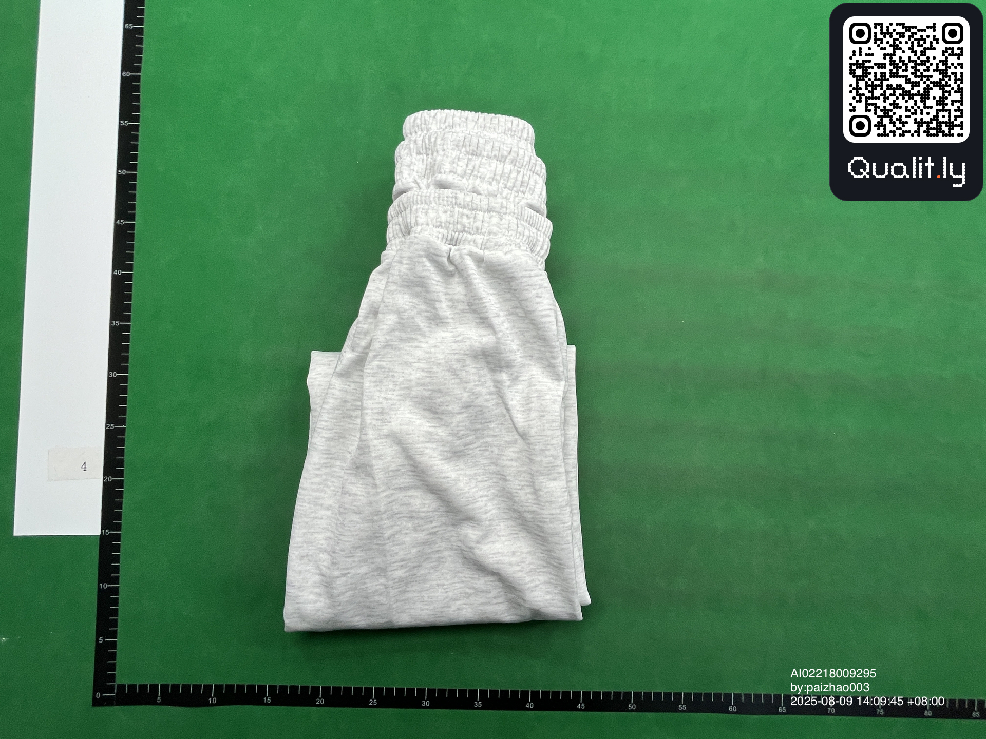 长裤 QC 照片 1 / 8