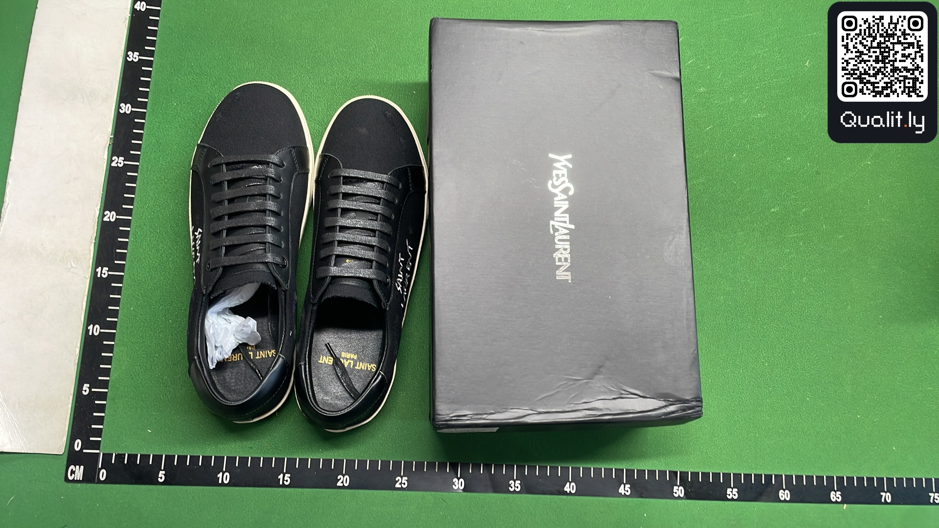球鞋 QC 照片 1 / 12