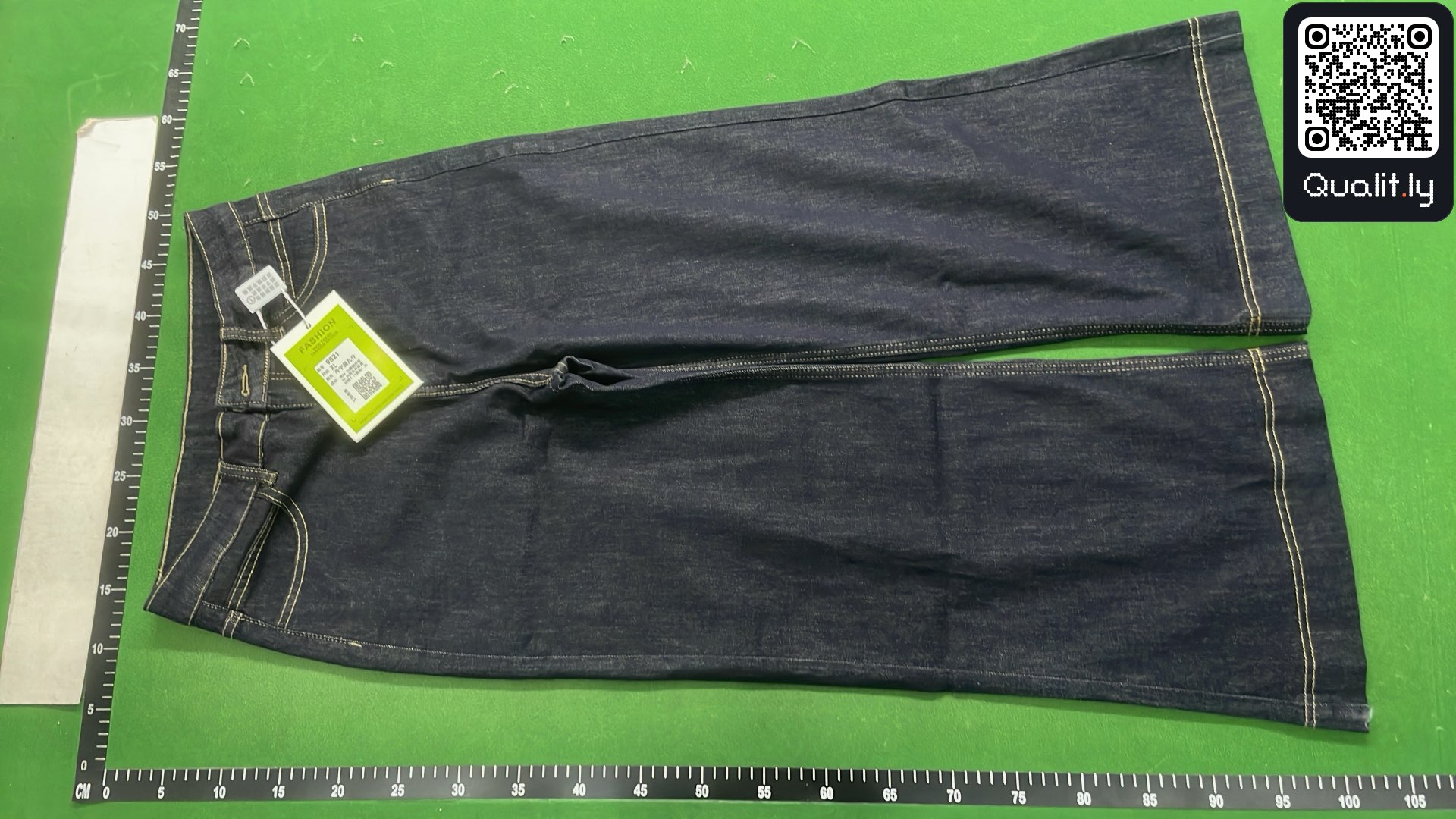 Jeans — QC-foto 2 van 8