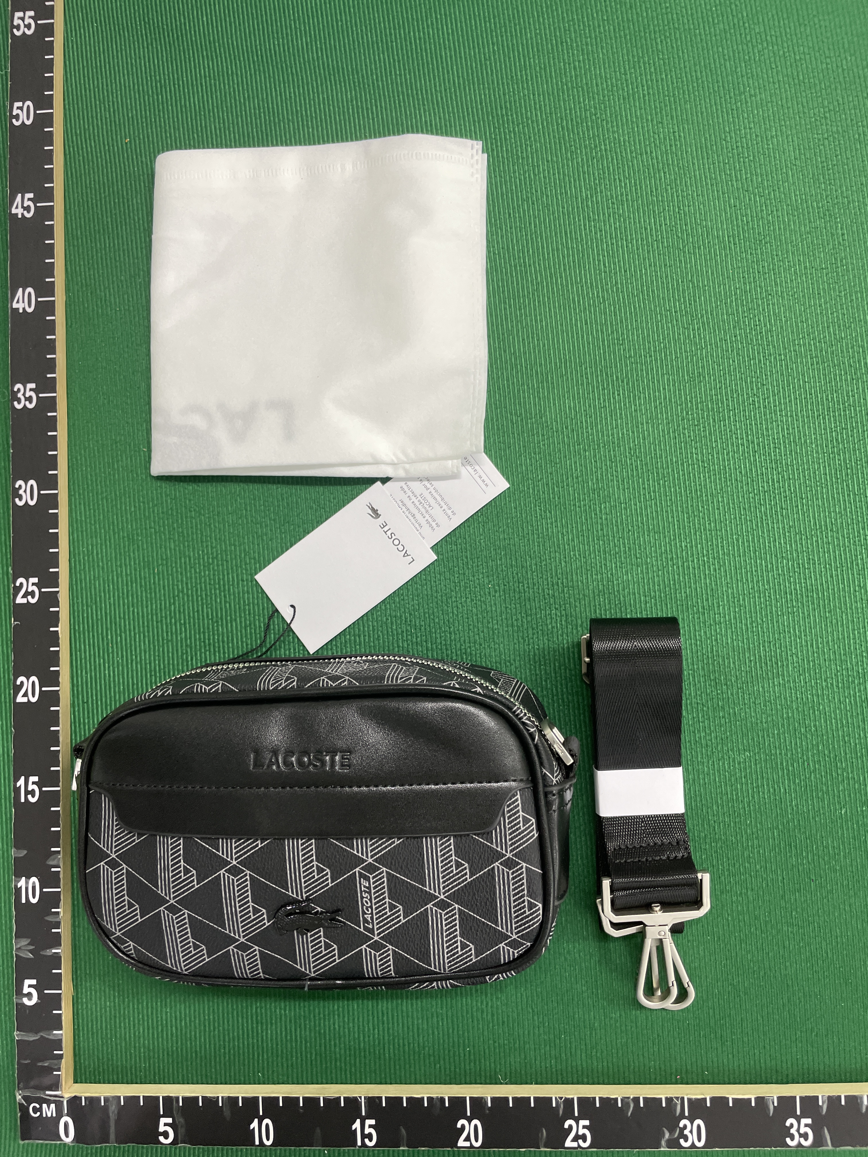 Bag QC photo 1 of 5
