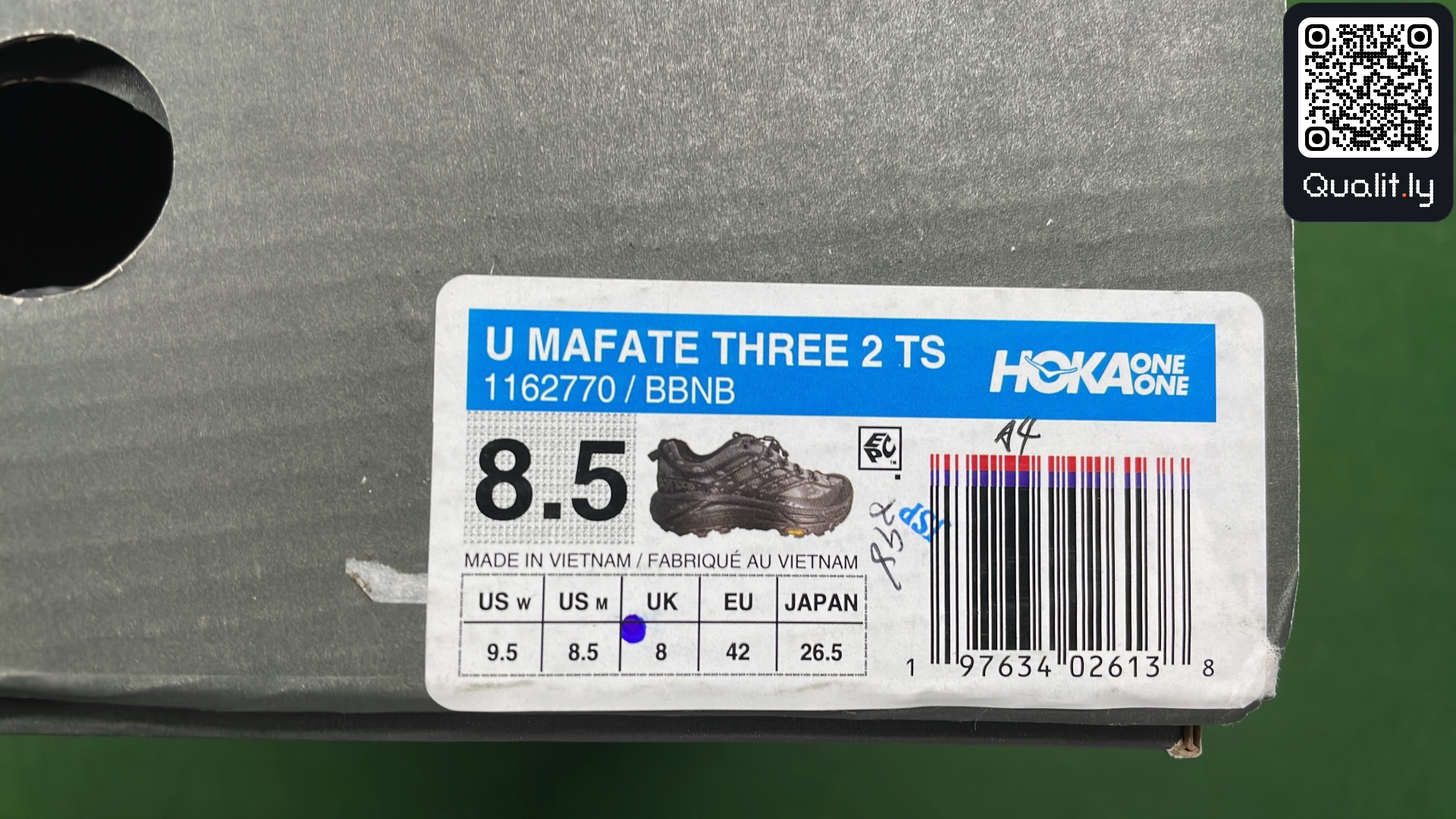 Sneakers — QC-foto 2 av 6