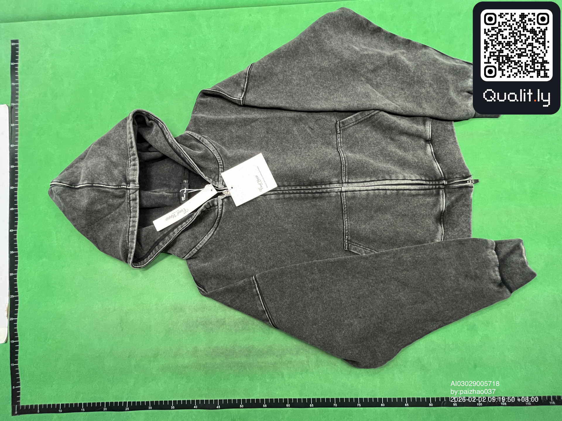 Hoodie — QC-foto 3 av 12