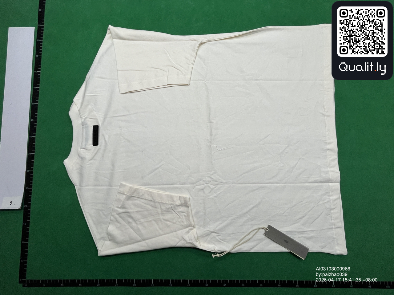 T-shirt QC photo 2 of 4