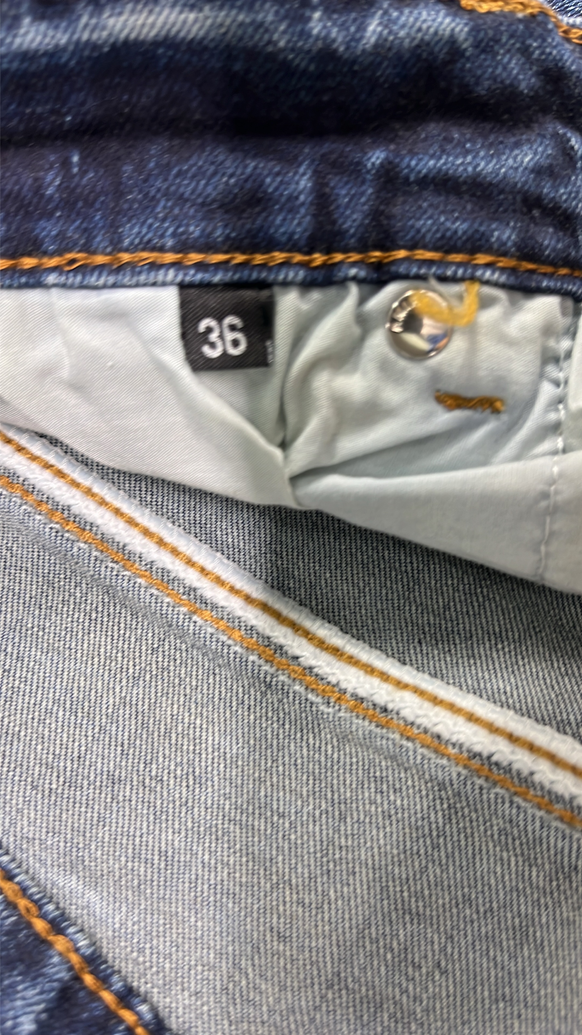 Jeans QC photo 1 of 4