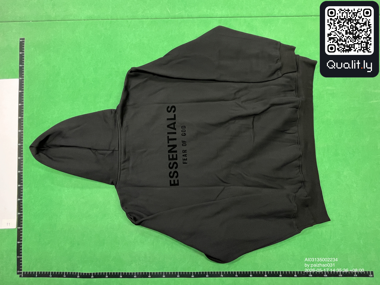 Hoodie QC photo 2 of 86