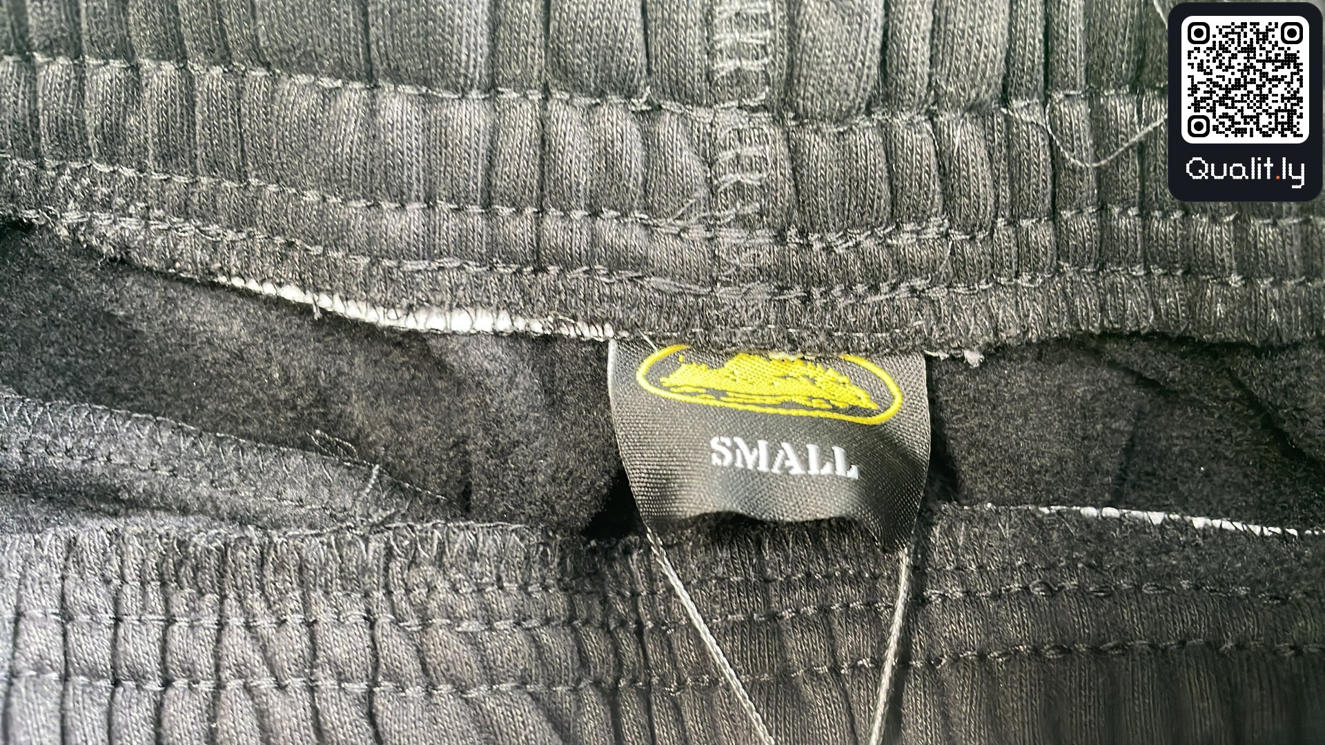 Shorts QC photo 1 of 40