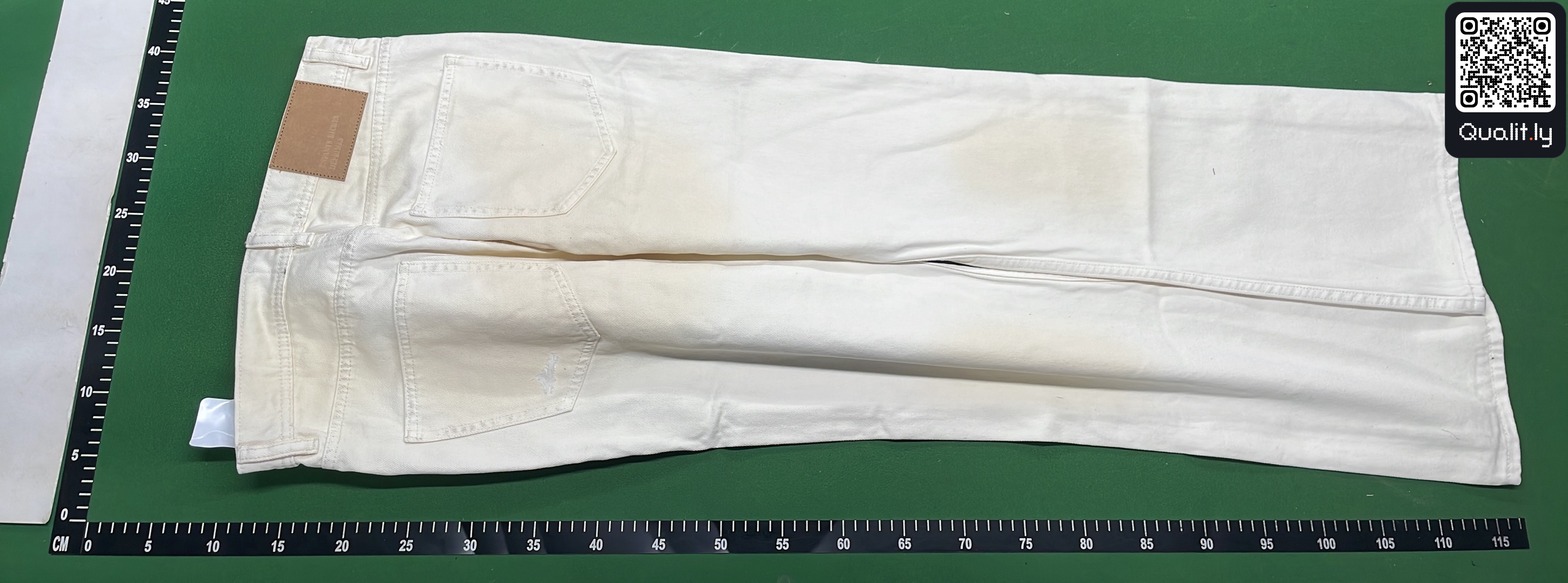 Jeans — QC-Foto 3 von 12