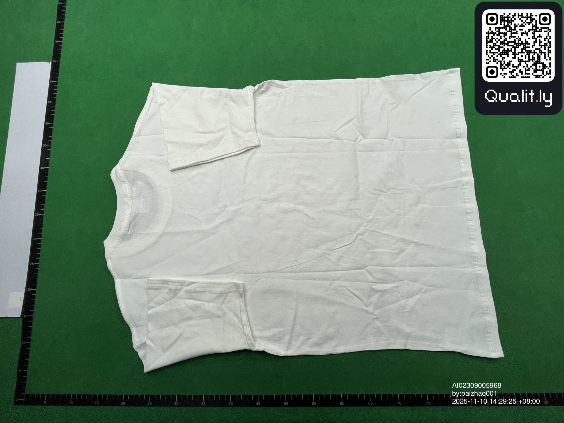 T-shirt — QC-foto 2 av 4
