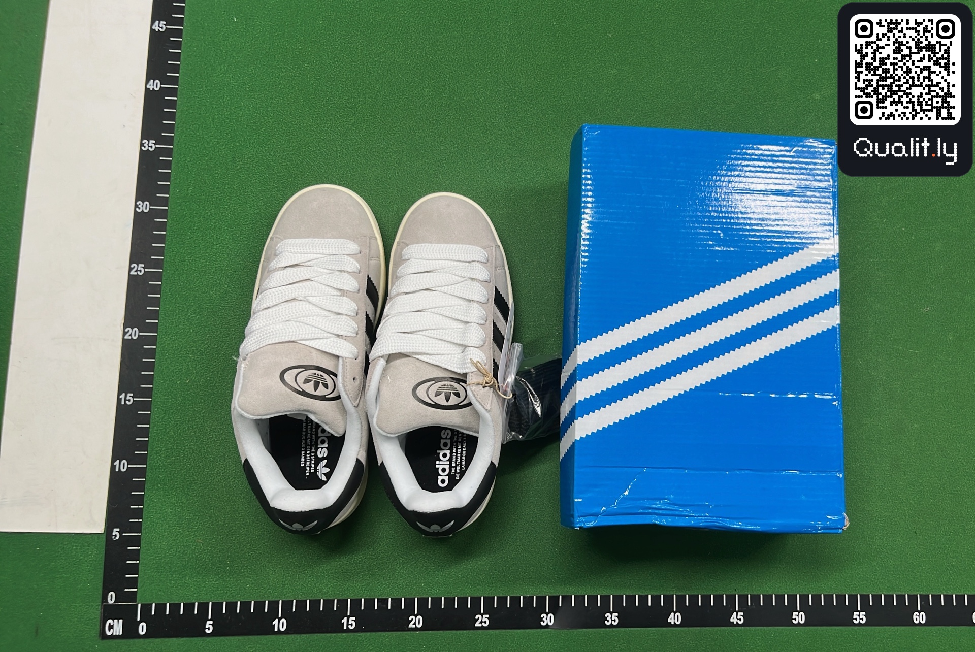 Sneakers QC photo 1 of 6