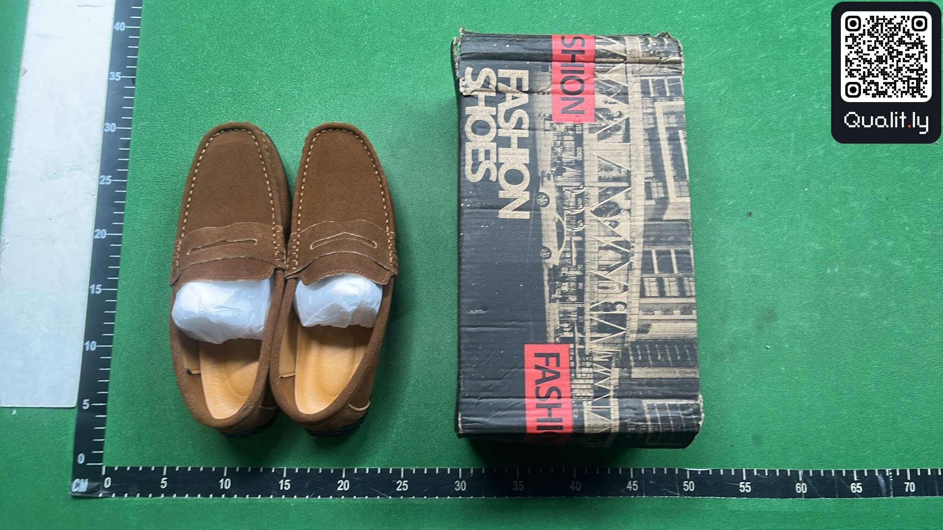 Sneakers — QC-foto 1 van 6