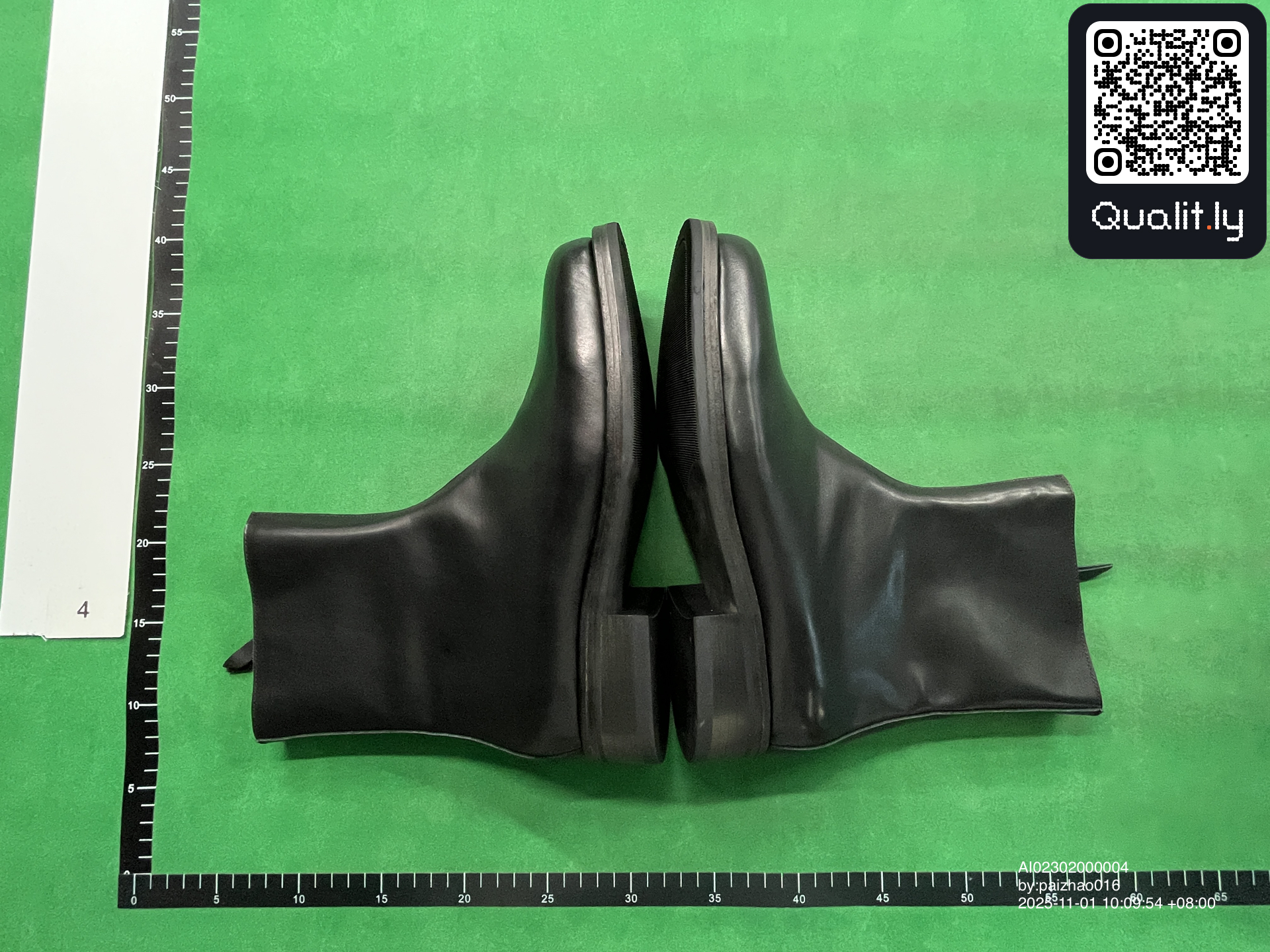 靴子 QC 照片 2 / 42