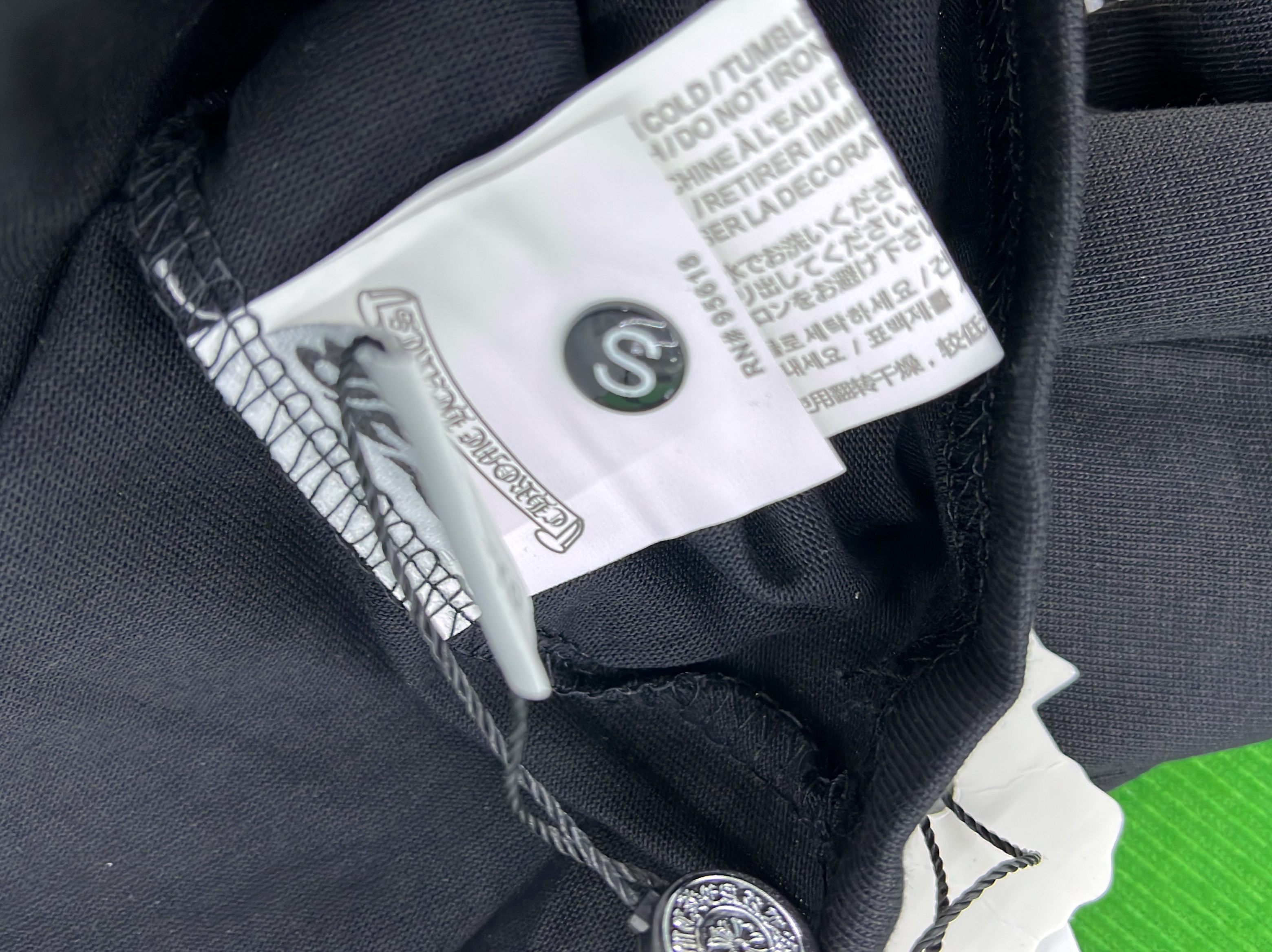 T-shirt QC photo 2 of 21