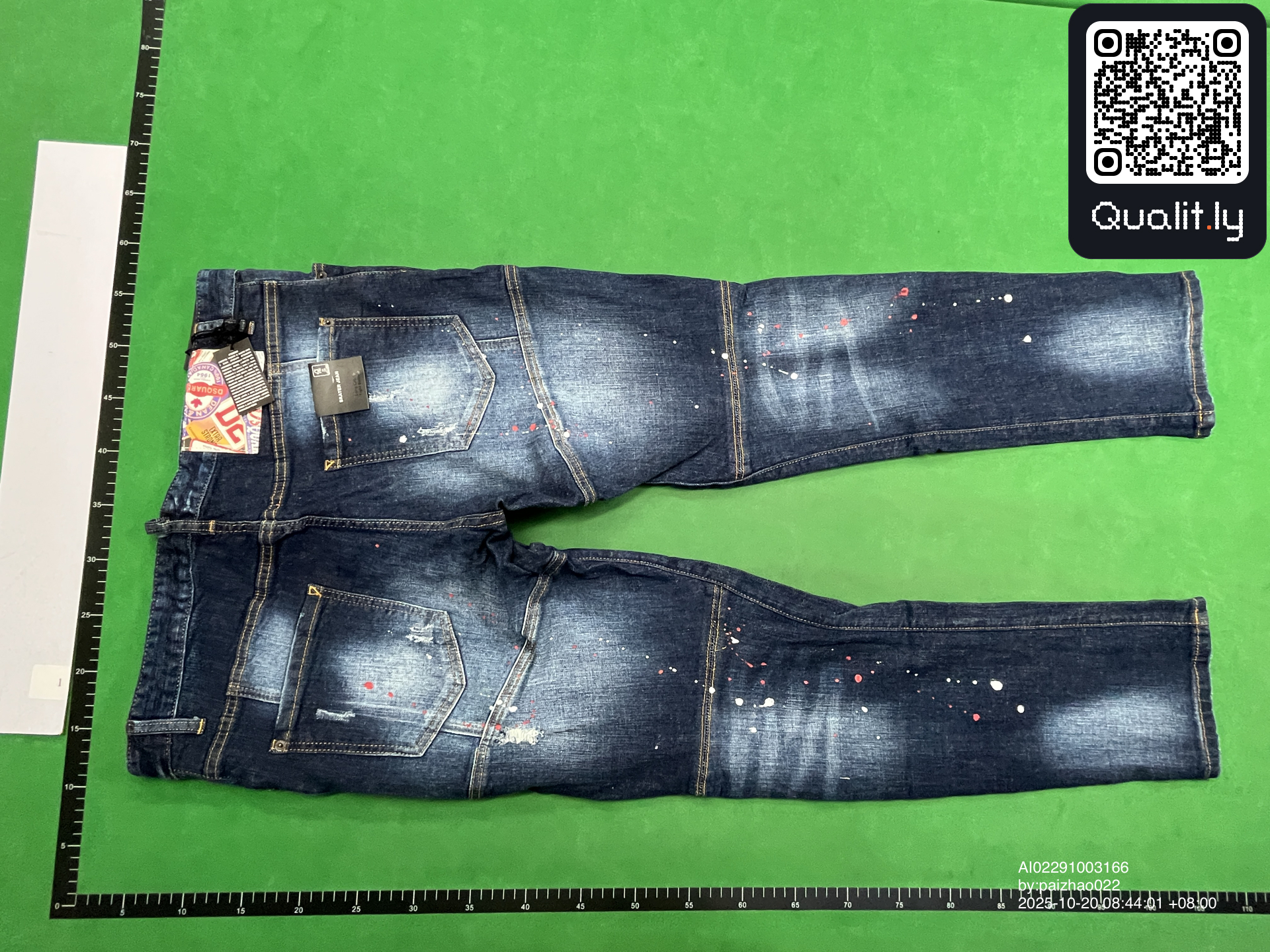 Jeans — QC-Foto 2 von 32