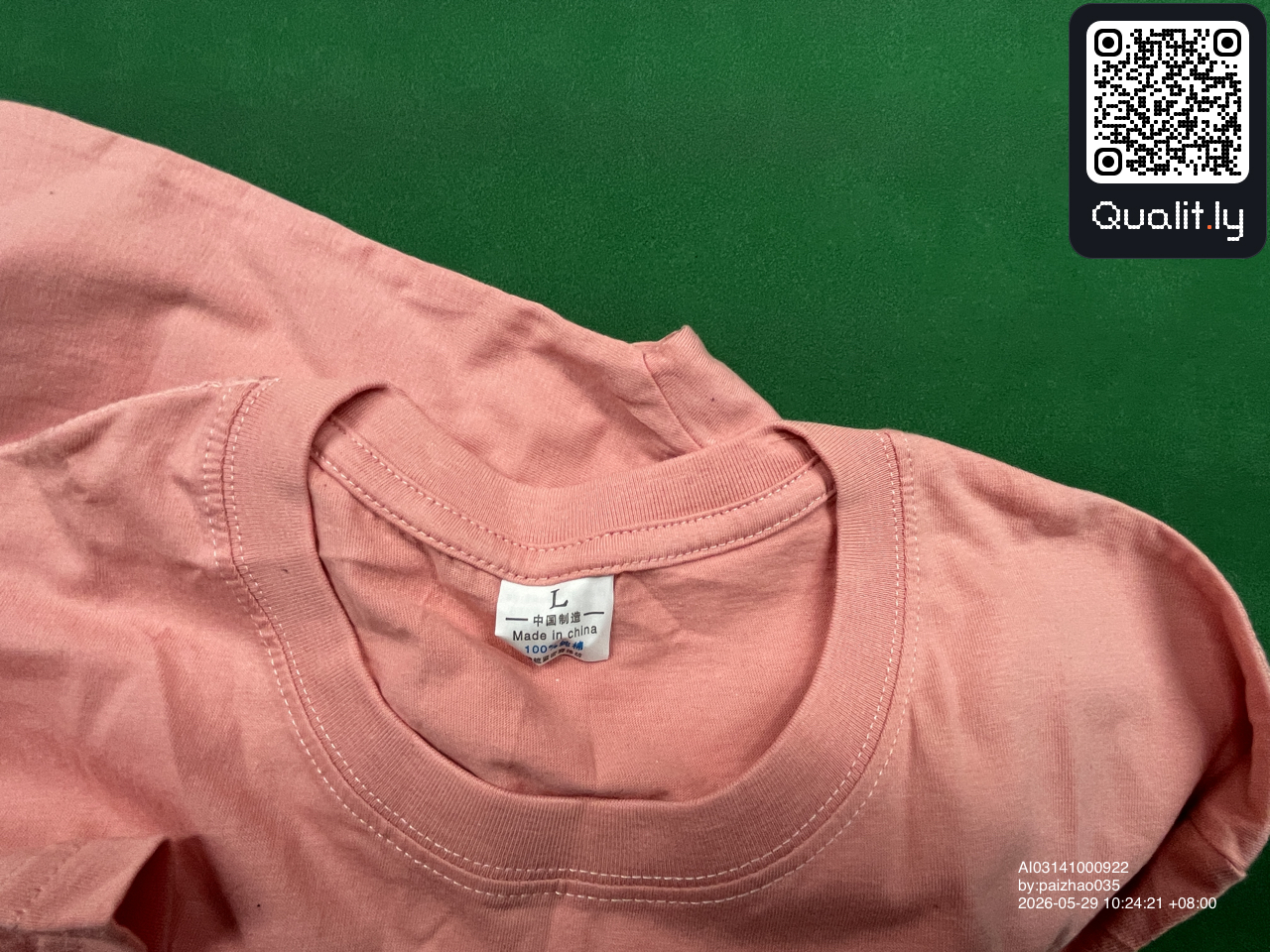 T-shirt — foto QC 1 di 142