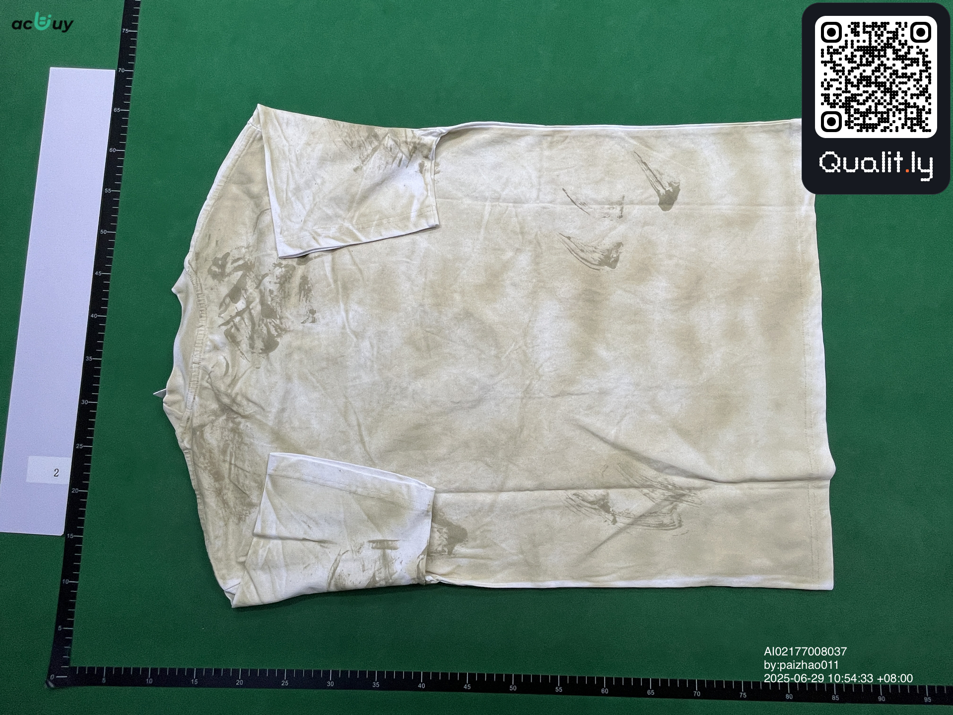 T-shirt — photo QC 2 sur 4