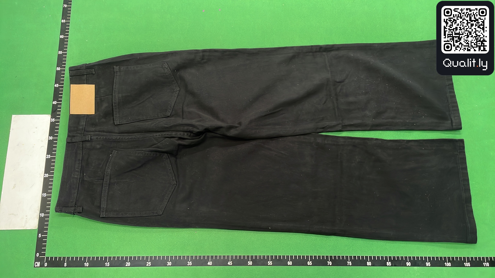 Jeans QC photo 3 of 18