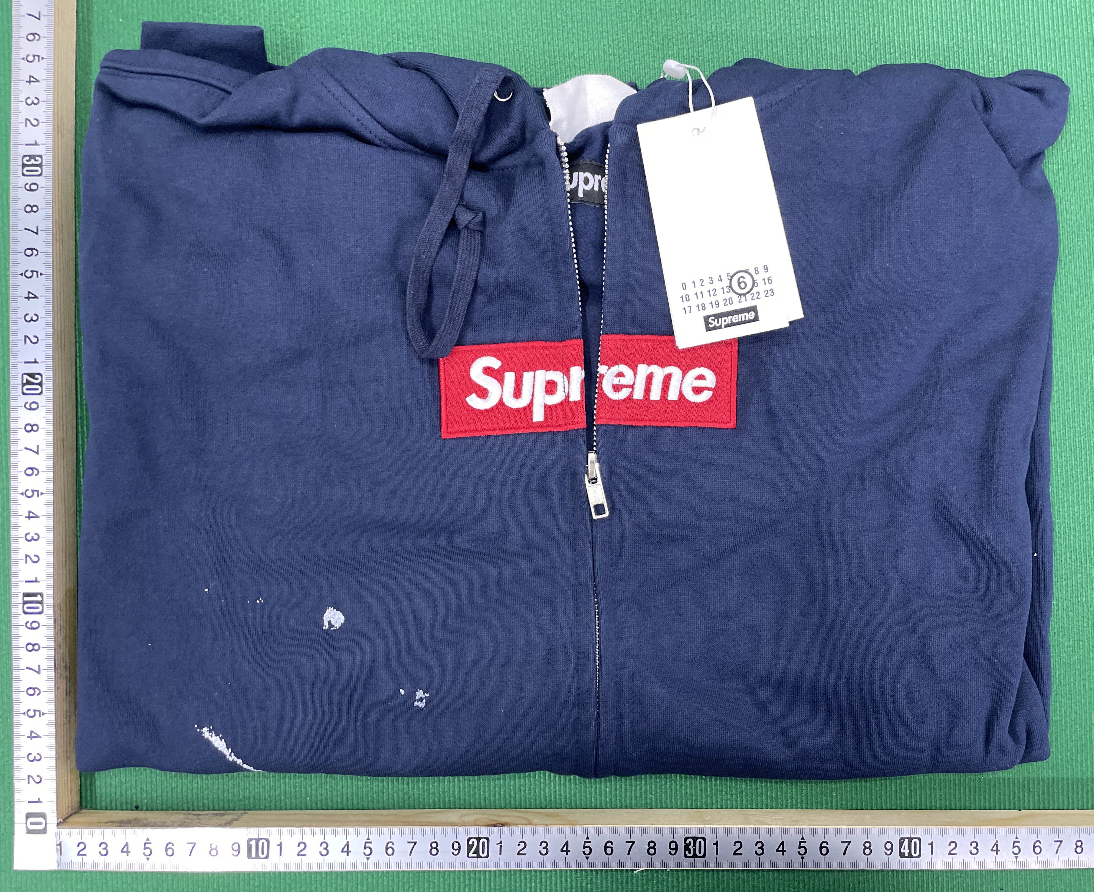 Hoodie QC photo 1 of 91