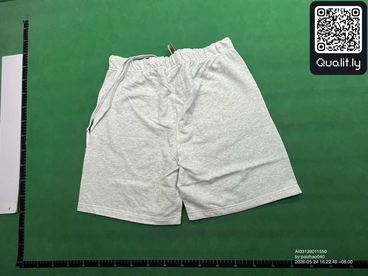 Pantaloni scurți — fotografie QC 1 din 38